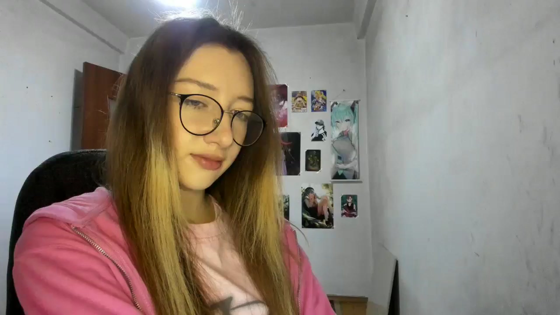 Gallery image thumbnail from CandyyCrushh's myfreecams stream on, 03/12/2025, 15:51 image 11 of 20
