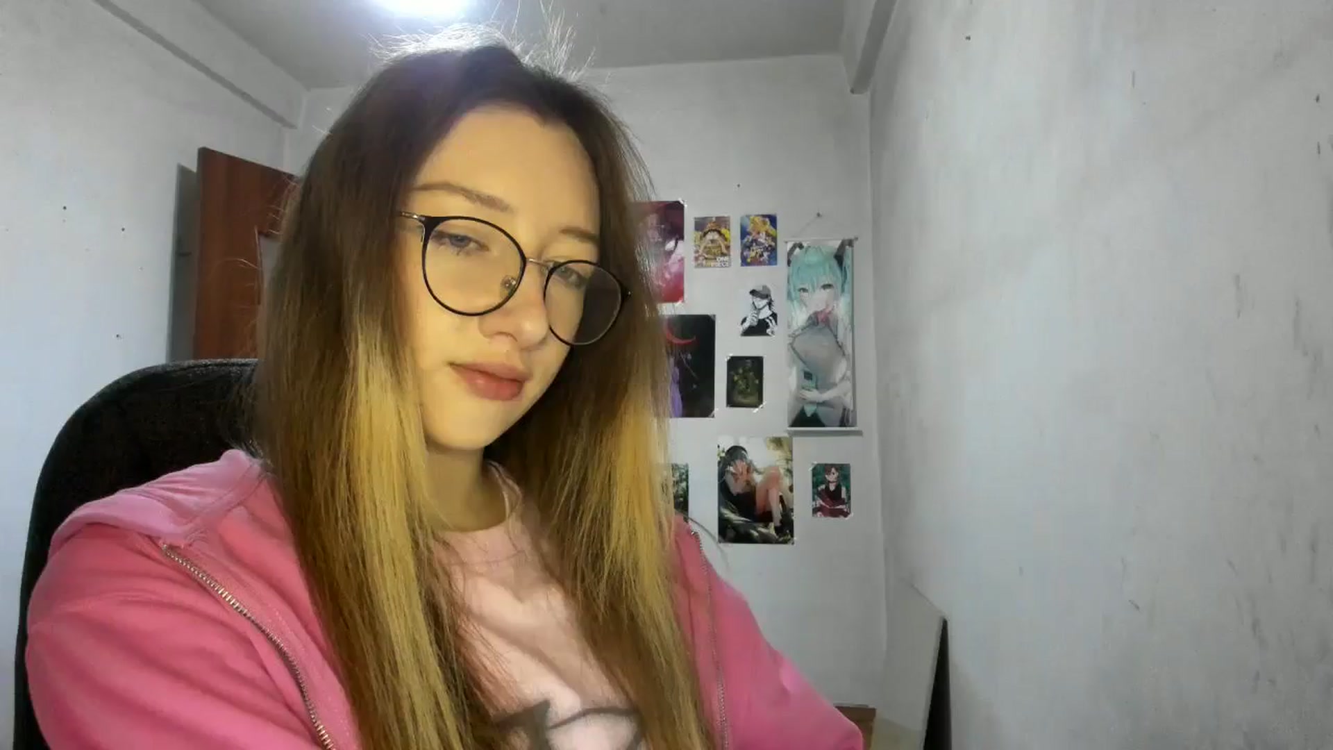 Gallery image thumbnail from CandyyCrushh's myfreecams stream on, 03/12/2025, 15:51 image 10 of 20