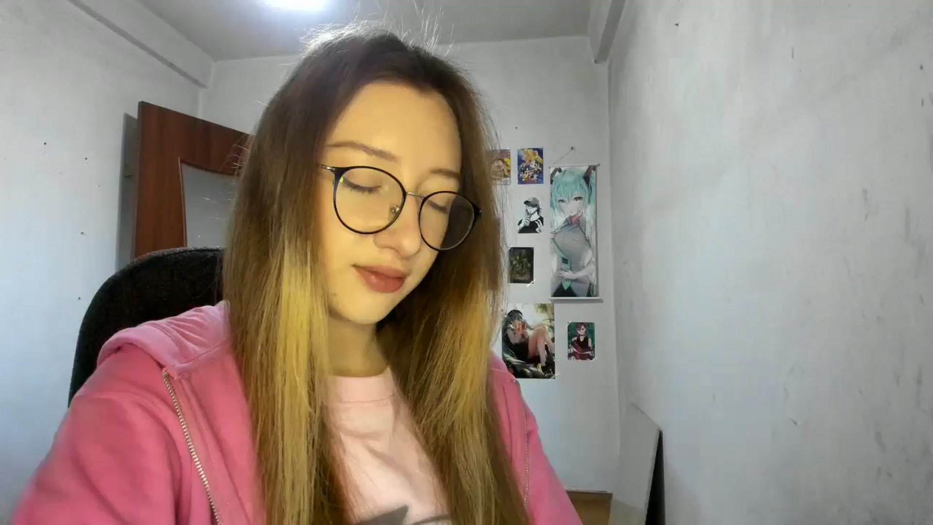 Gallery image thumbnail from CandyyCrushh's myfreecams stream on, 03/12/2025, 15:51 image 1 of 20