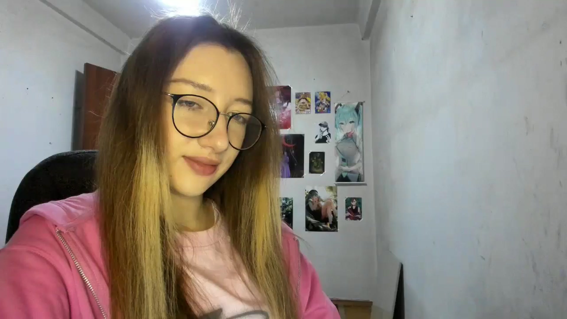 Gallery image thumbnail from CandyyCrushh's myfreecams stream on, 03/12/2025, 15:51 image 20 of 20