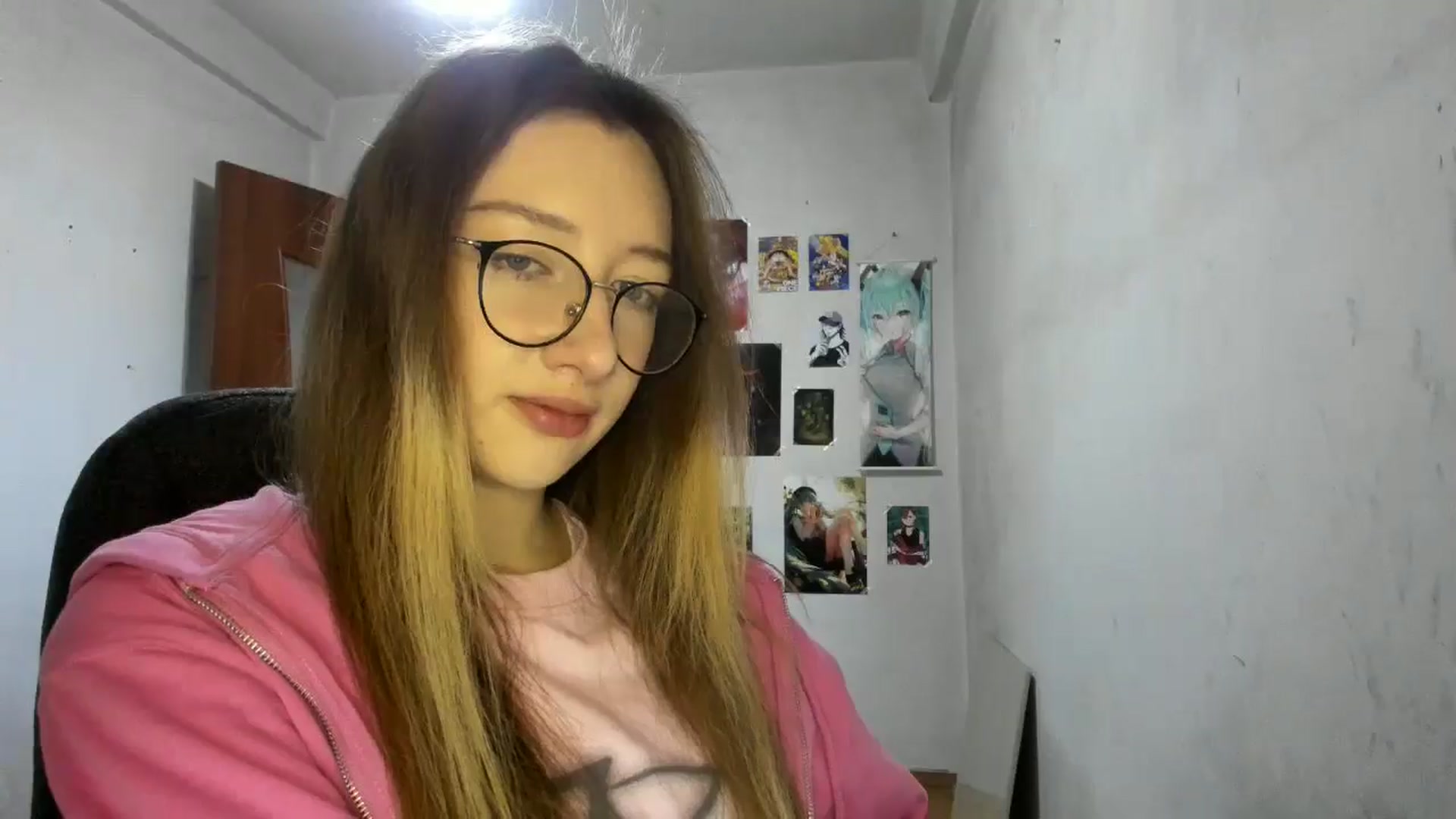 Gallery image thumbnail from CandyyCrushh's myfreecams stream on, 03/12/2025, 15:51 image 9 of 20