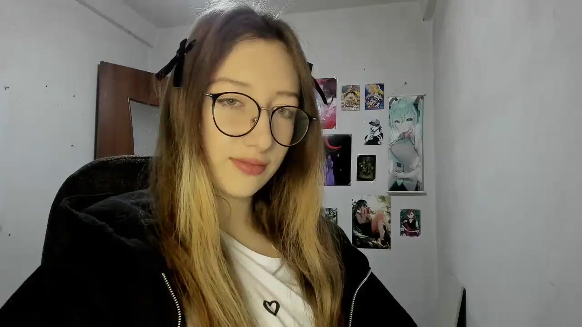 Gallery image thumbnail from CandyyCrushh's myfreecams stream on, 03/14/2025, 18:23 image 20 of 20