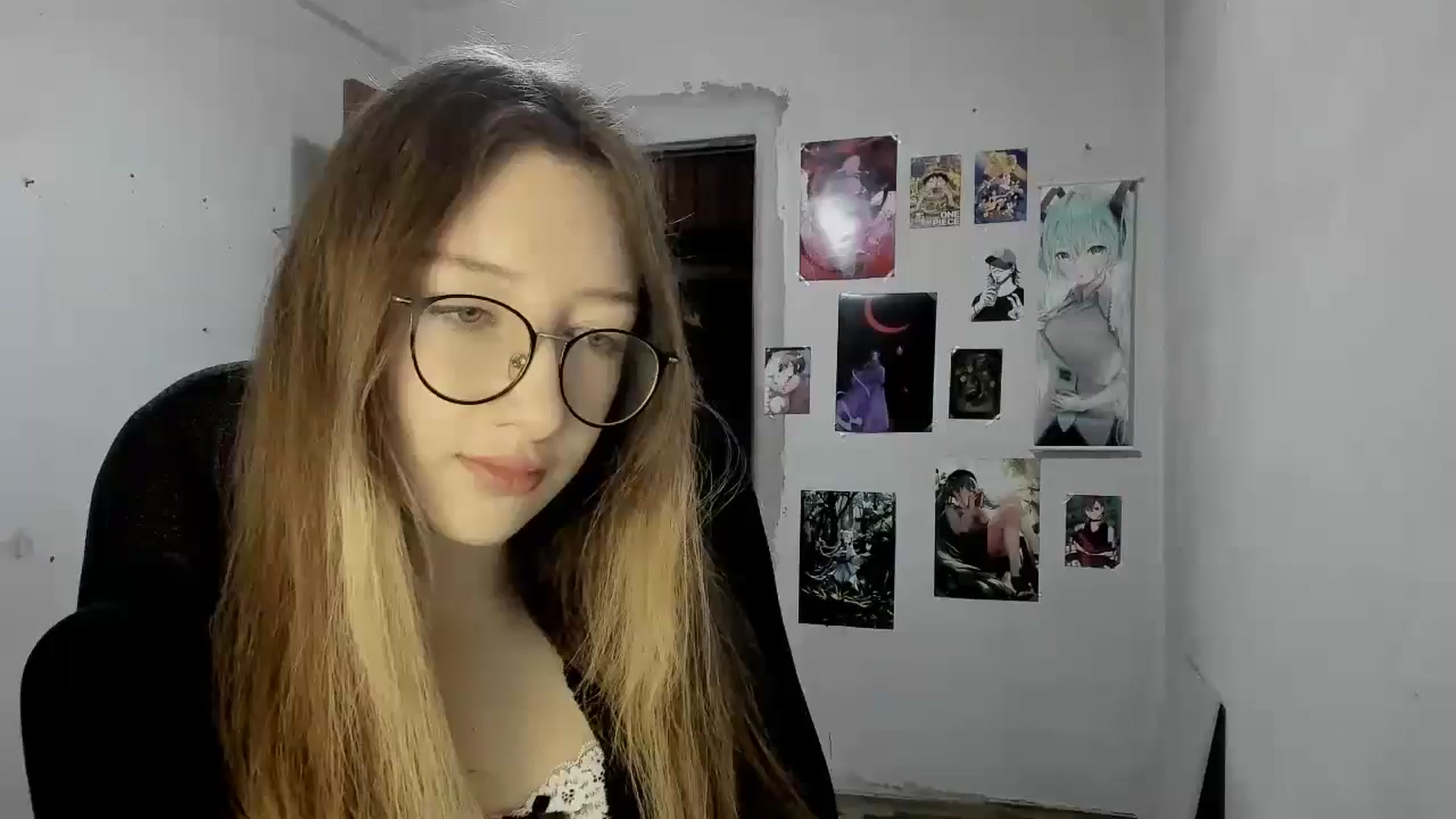 Gallery image thumbnail from CandyyCrushh's myfreecams stream on, 03/22/2025, 22:25 image 8 of 20