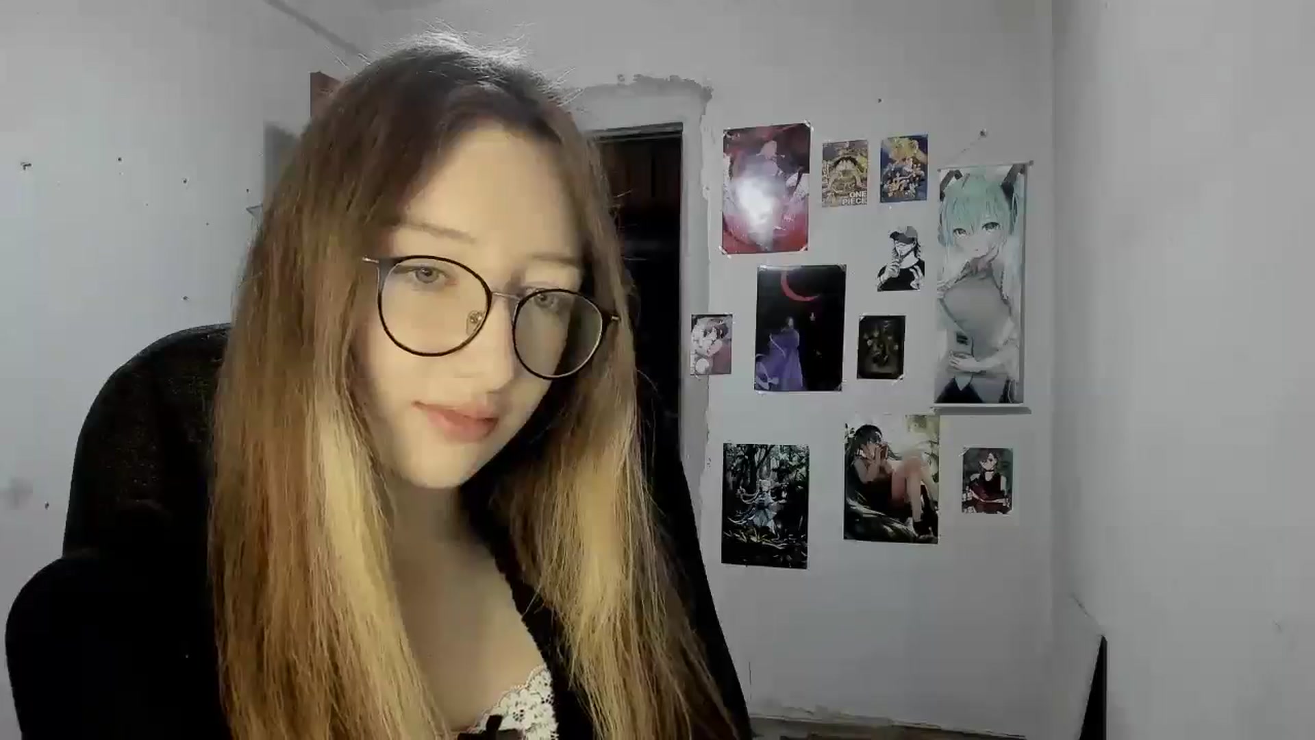 Gallery image thumbnail from CandyyCrushh's myfreecams stream on, 03/22/2025, 22:25 image 3 of 20