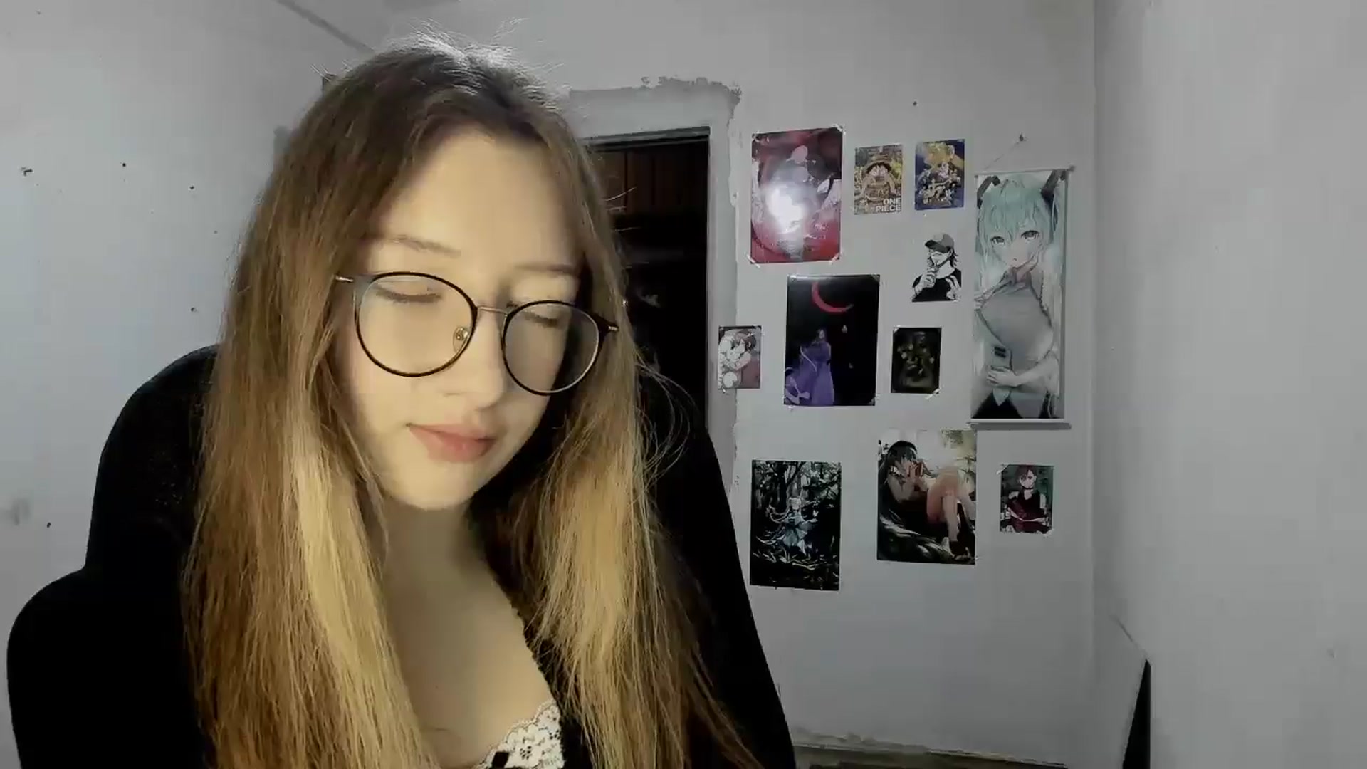 Gallery image thumbnail from CandyyCrushh's myfreecams stream on, 03/22/2025, 22:25 image 14 of 20