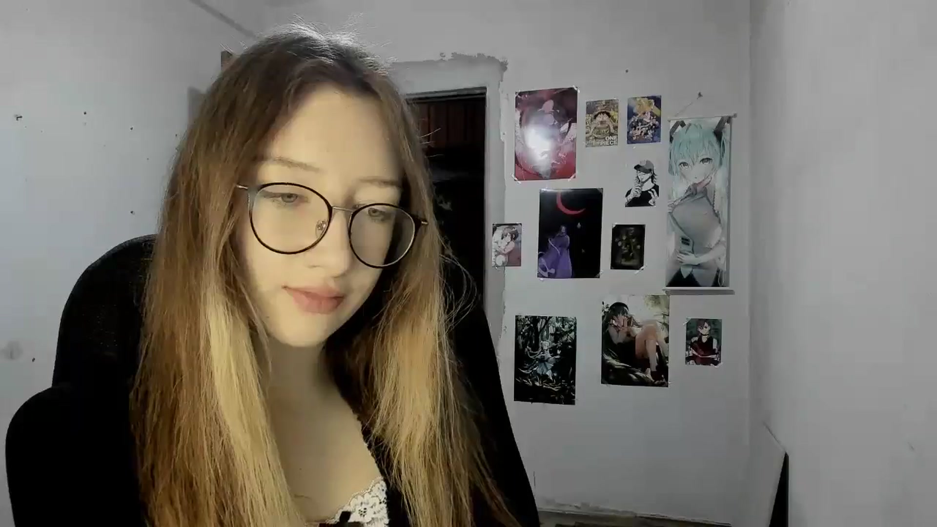 Gallery image thumbnail from CandyyCrushh's myfreecams stream on, 03/22/2025, 22:25 image 12 of 20