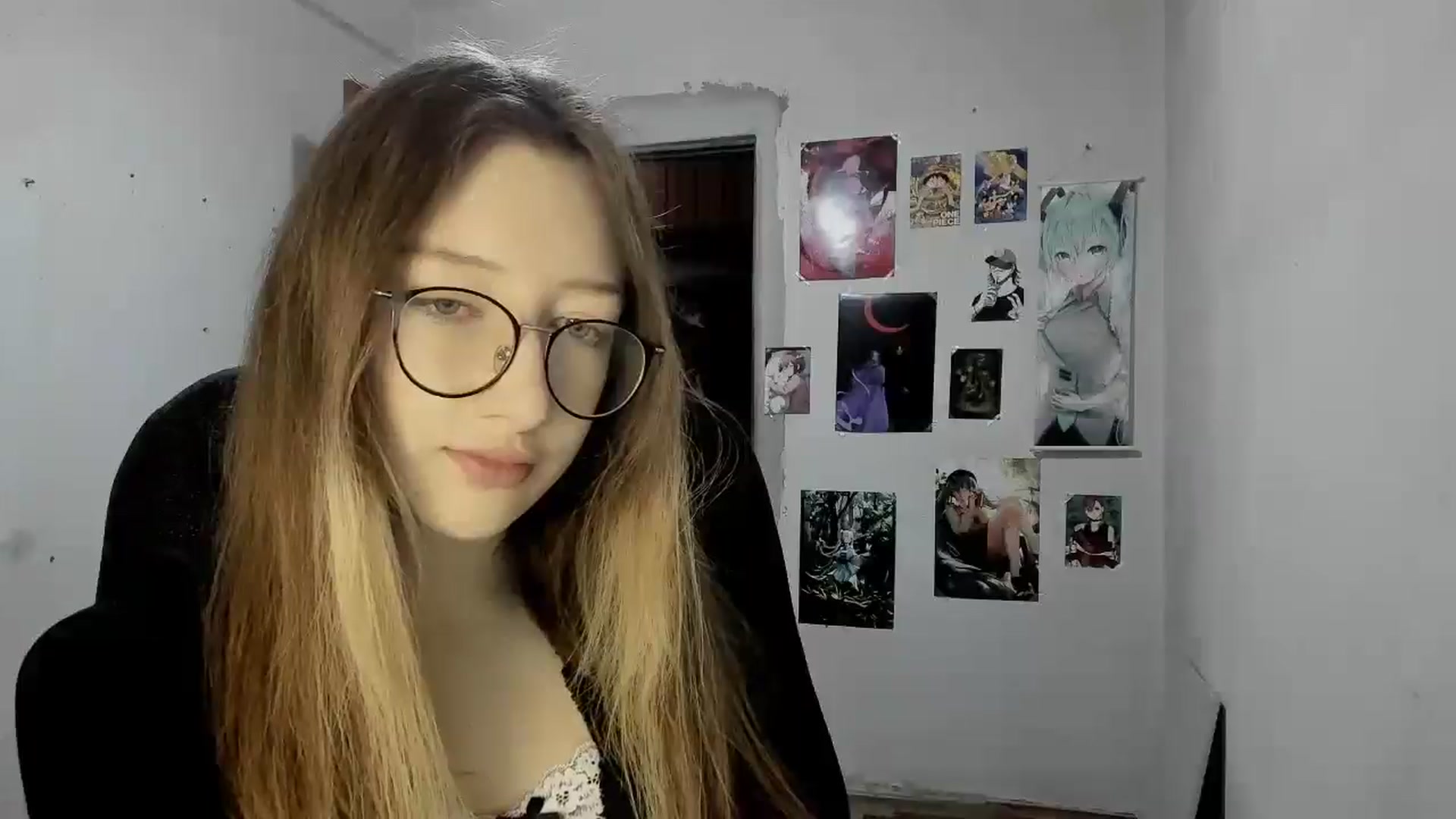 Gallery image thumbnail from CandyyCrushh's myfreecams stream on, 03/22/2025, 22:25 image 16 of 20
