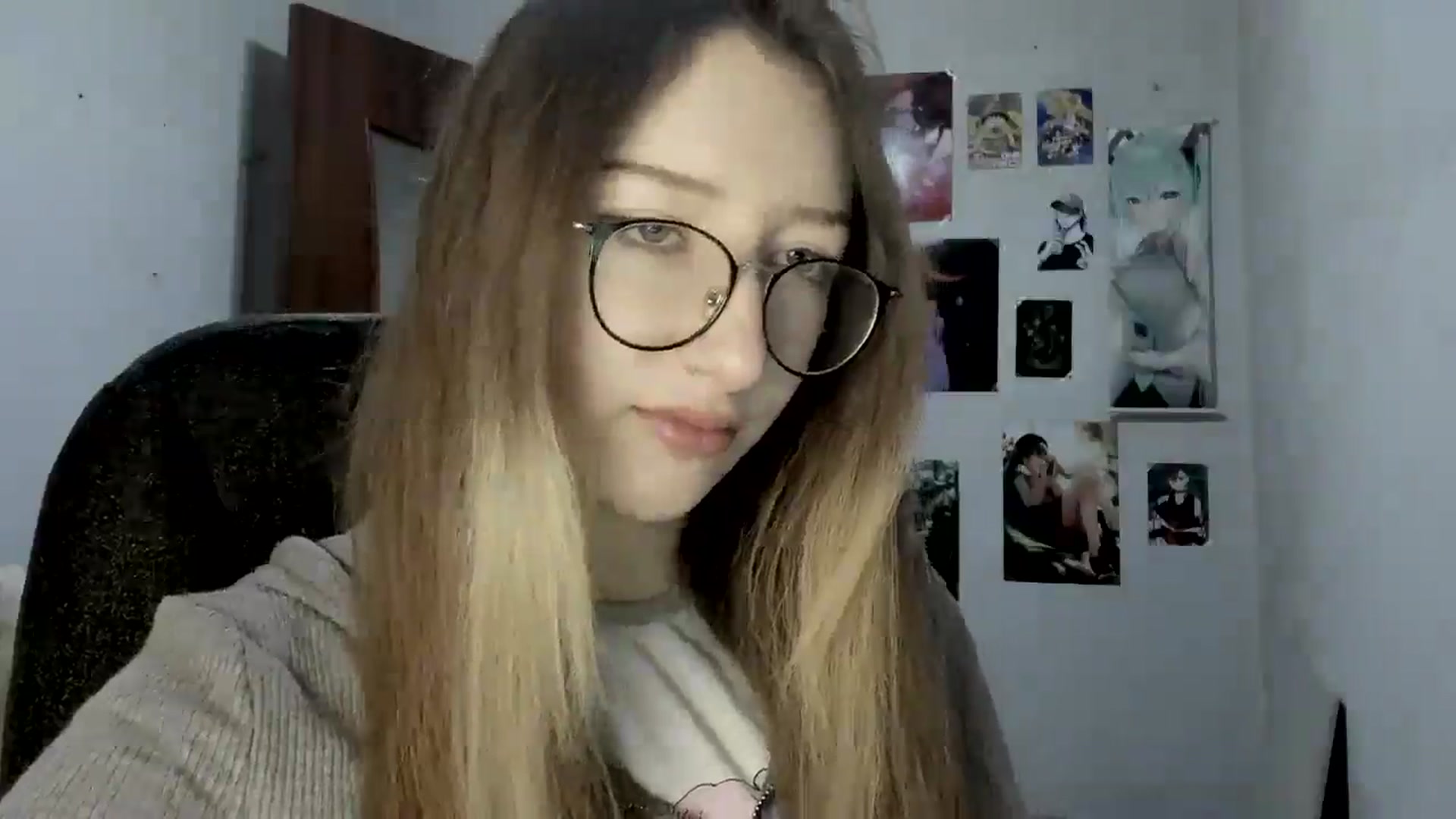 Gallery image thumbnail from CandyyCrushh's myfreecams stream on, 03/29/2025, 20:10 image 4 of 20