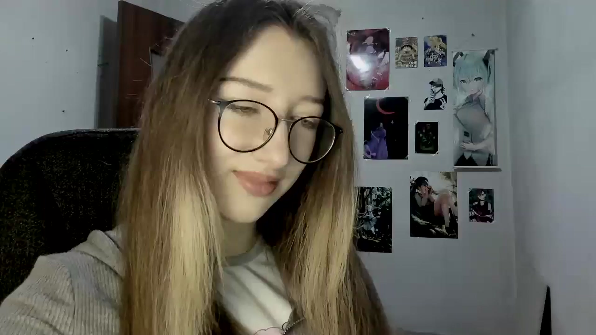 Gallery image thumbnail from CandyyCrushh's myfreecams stream on, 03/29/2025, 20:10 image 12 of 20