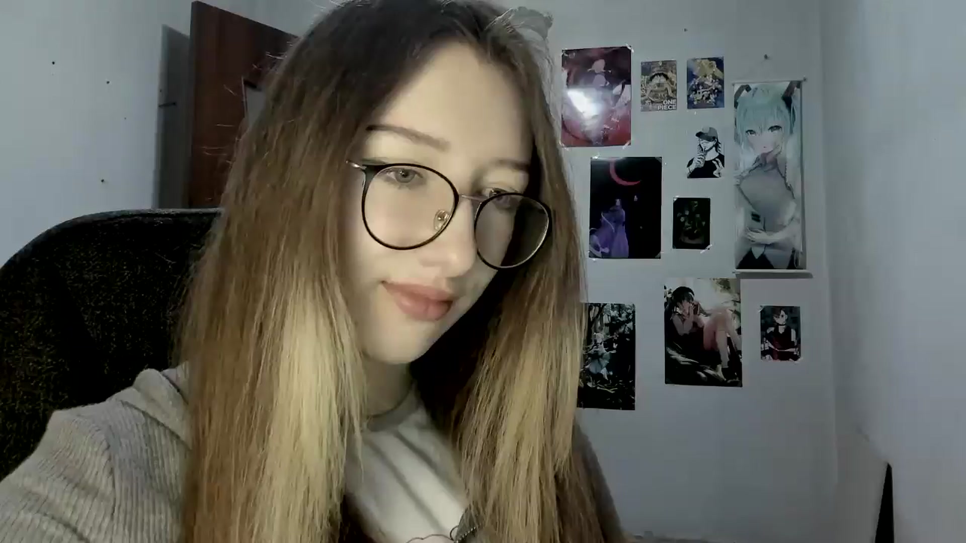 Gallery image thumbnail from CandyyCrushh's myfreecams stream on, 03/29/2025, 20:10 image 19 of 20