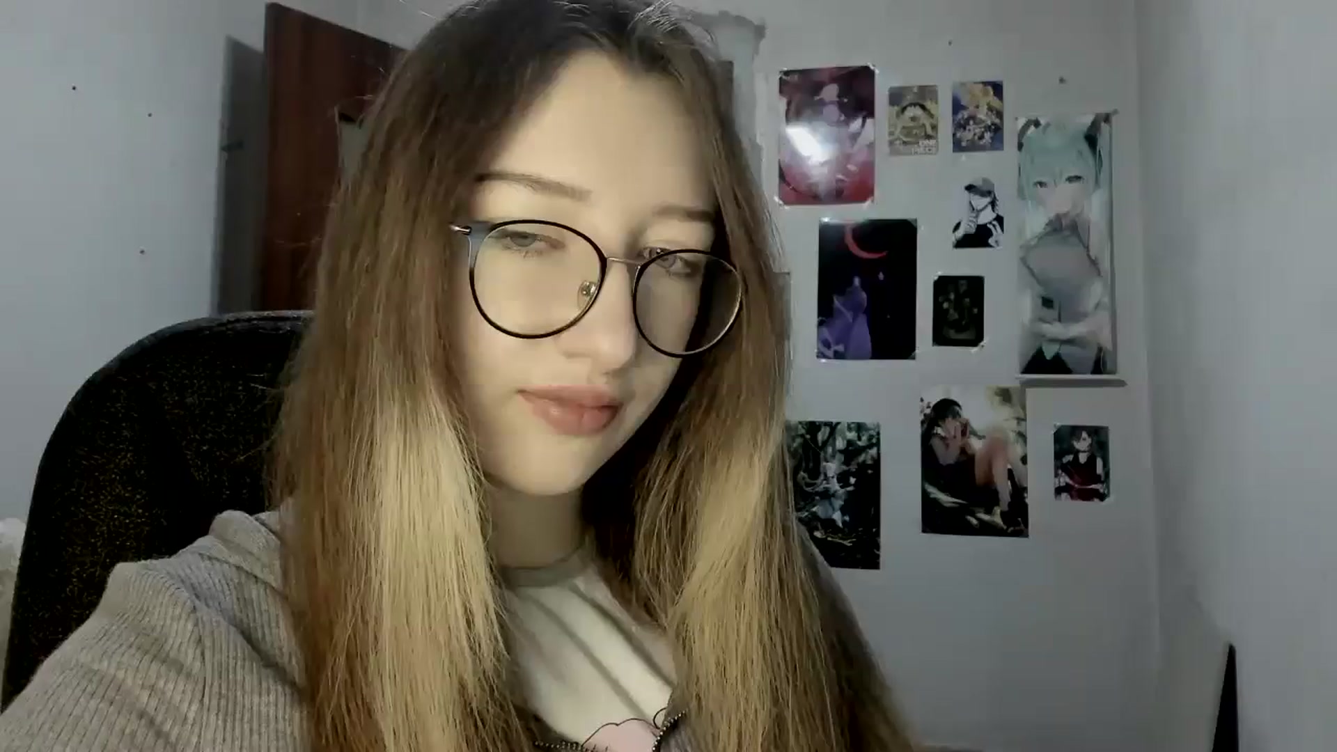 Gallery image thumbnail from CandyyCrushh's myfreecams stream on, 03/29/2025, 20:10 image 1 of 20