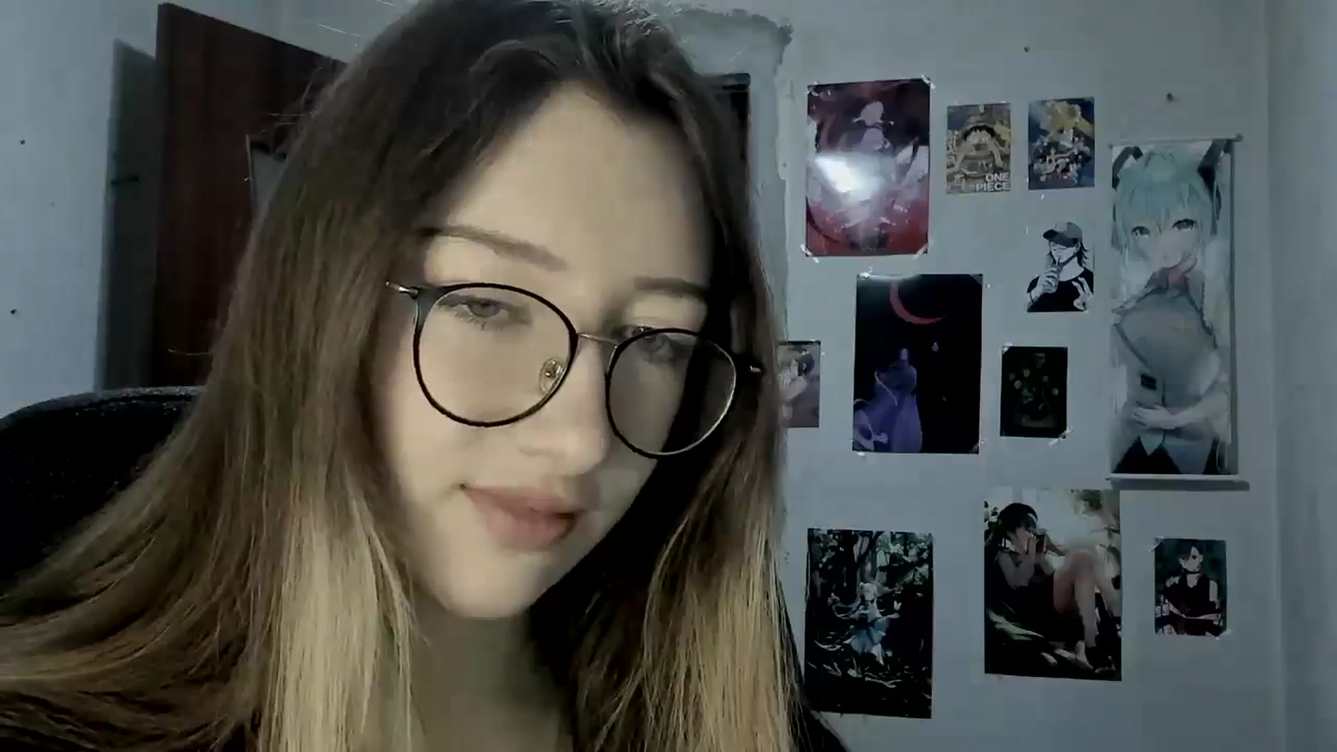 Gallery image thumbnail from CandyyCrushh's myfreecams stream on, 03/31/2025, 19:34 image 18 of 20