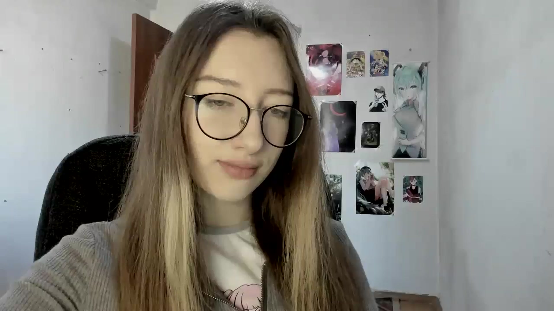 Gallery image thumbnail from CandyyCrushh's myfreecams stream on, 04/14/2025, 13:43 image 6 of 20