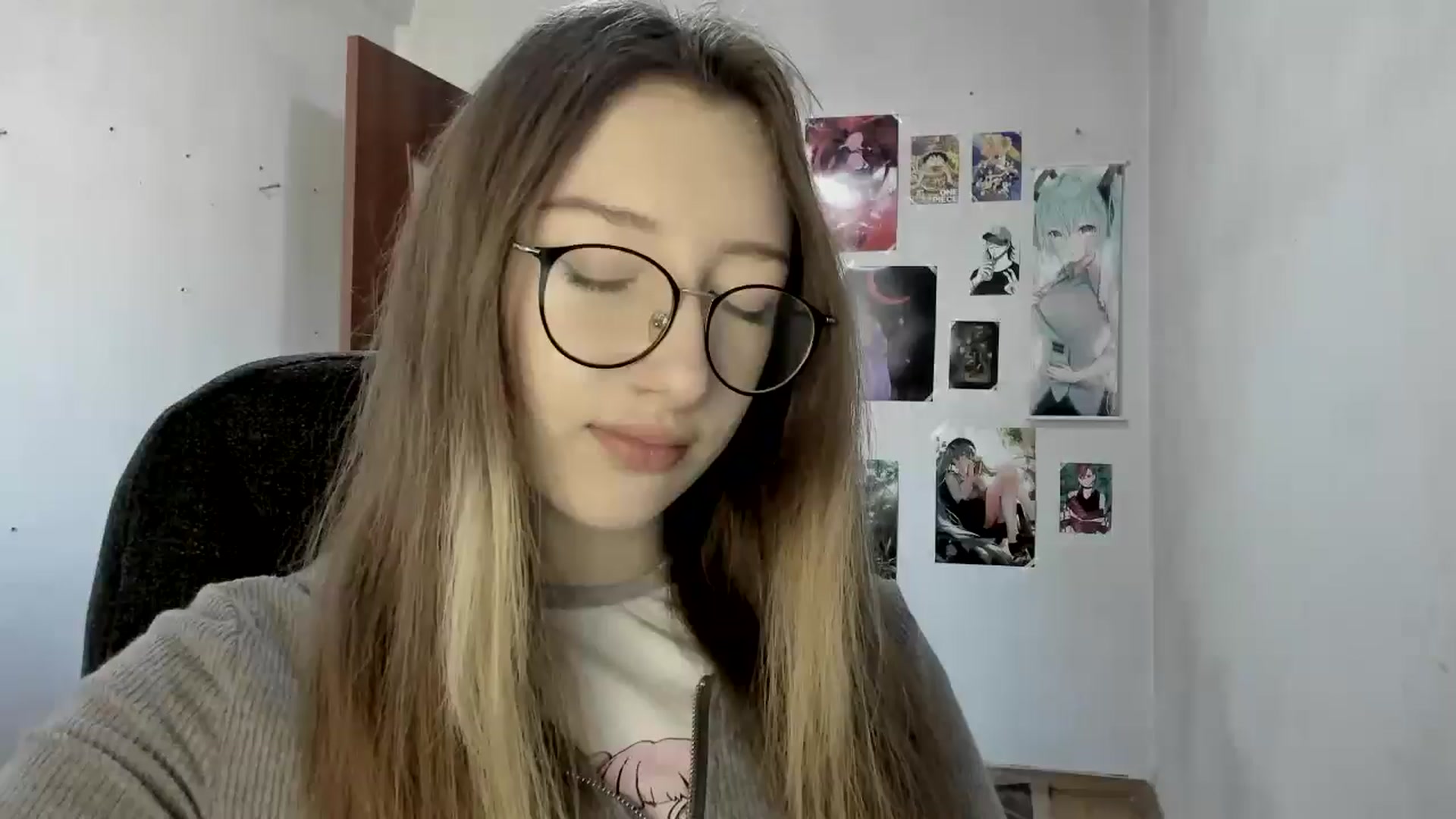Gallery image thumbnail from CandyyCrushh's myfreecams stream on, 04/14/2025, 13:43 image 1 of 20