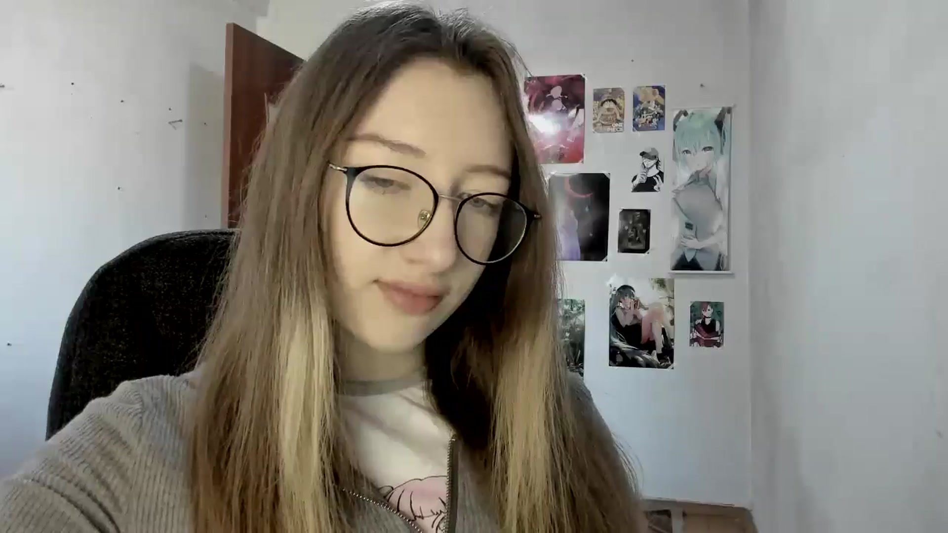 Gallery image thumbnail from CandyyCrushh's myfreecams stream on, 04/14/2025, 13:43 image 3 of 20