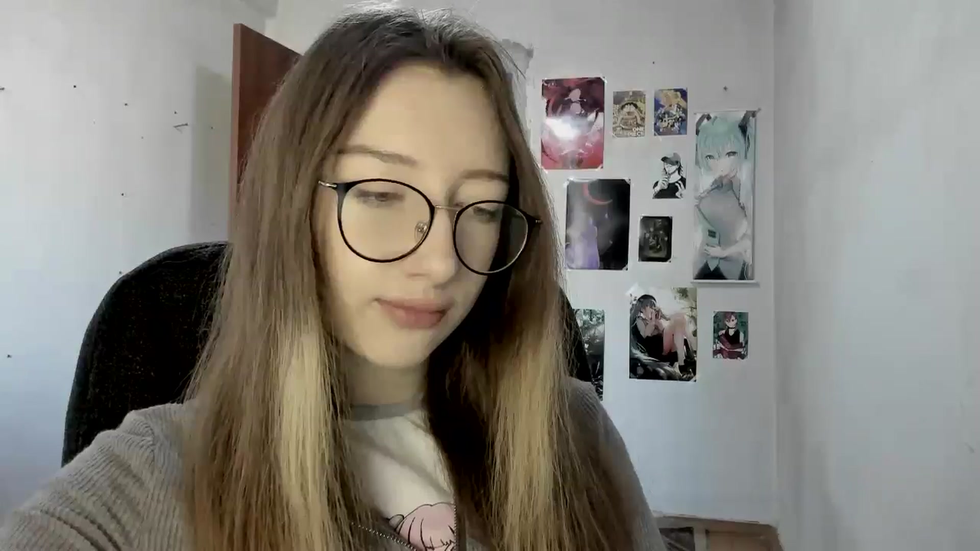 Gallery image thumbnail from CandyyCrushh's myfreecams stream on, 04/14/2025, 13:43 image 14 of 20