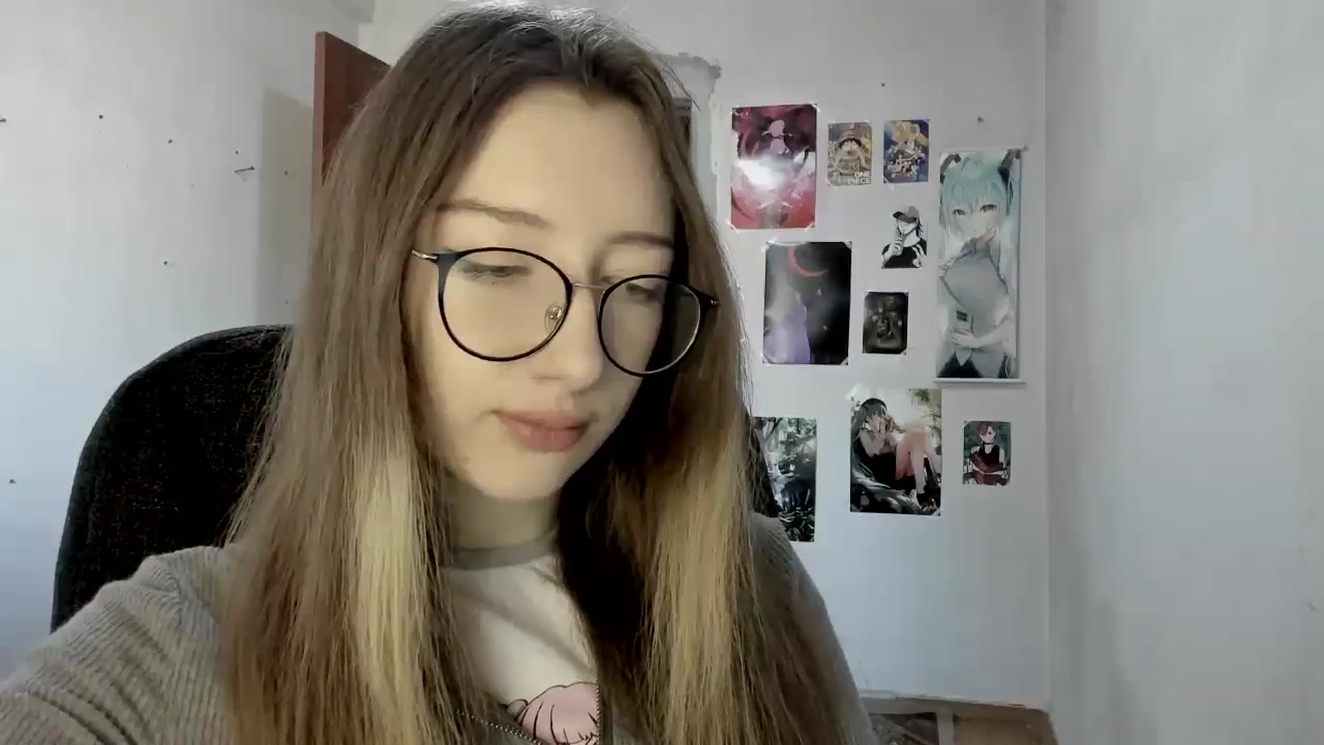 Gallery image thumbnail from CandyyCrushh's myfreecams stream on, 04/14/2025, 13:43 image 13 of 20