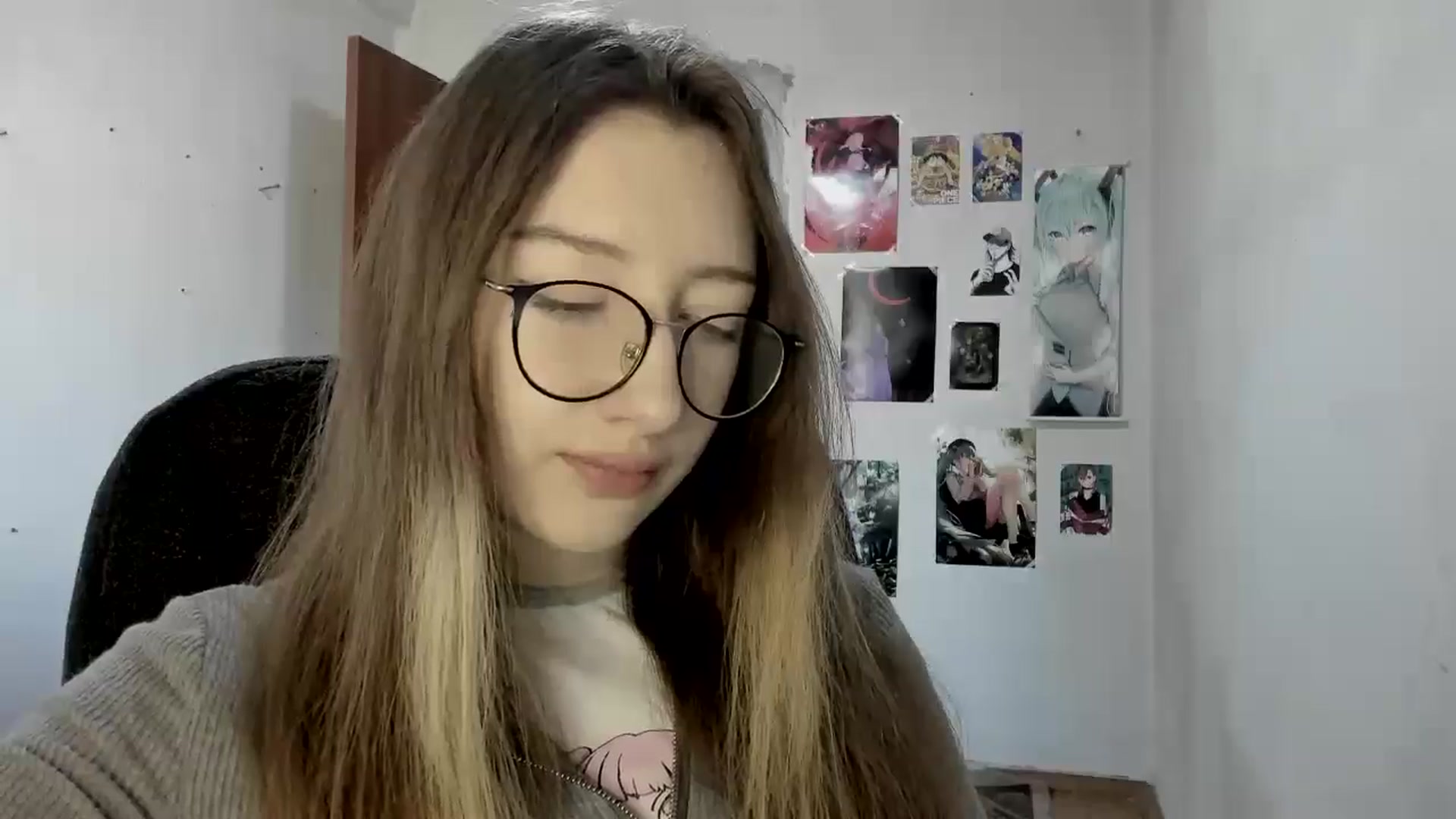 Gallery image thumbnail from CandyyCrushh's myfreecams stream on, 04/14/2025, 13:43 image 18 of 20