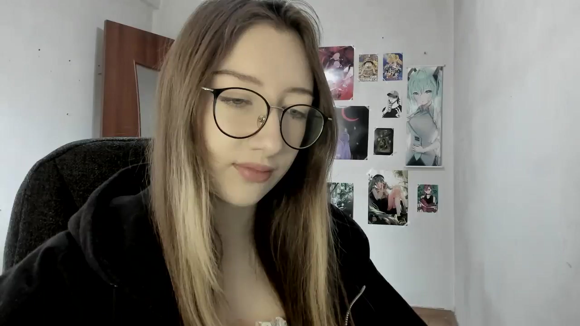 Gallery image thumbnail from CandyyCrushh's myfreecams stream on, 04/16/2025, 11:01 image 20 of 20