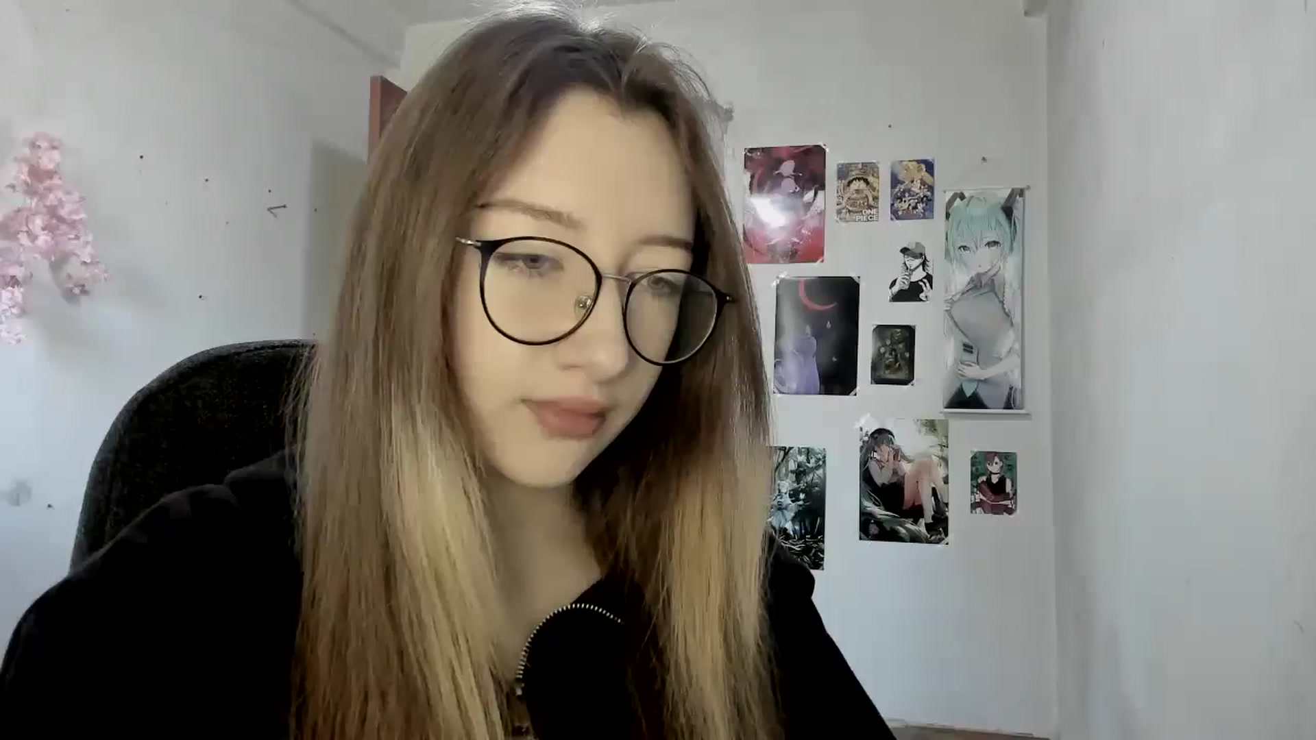 Gallery image thumbnail from CandyyCrushh's myfreecams stream on, 04/19/2025, 09:07 image 13 of 20