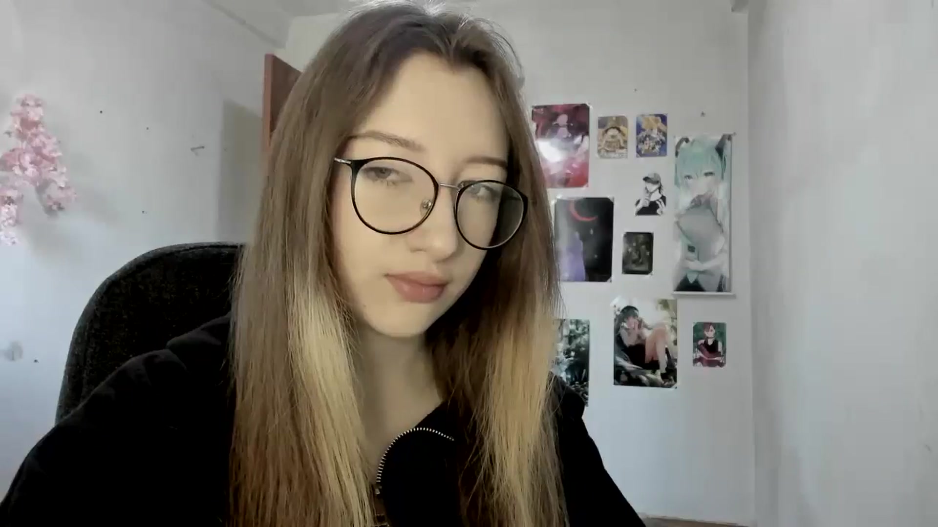 Gallery image thumbnail from CandyyCrushh's myfreecams stream on, 04/19/2025, 09:07 image 5 of 20