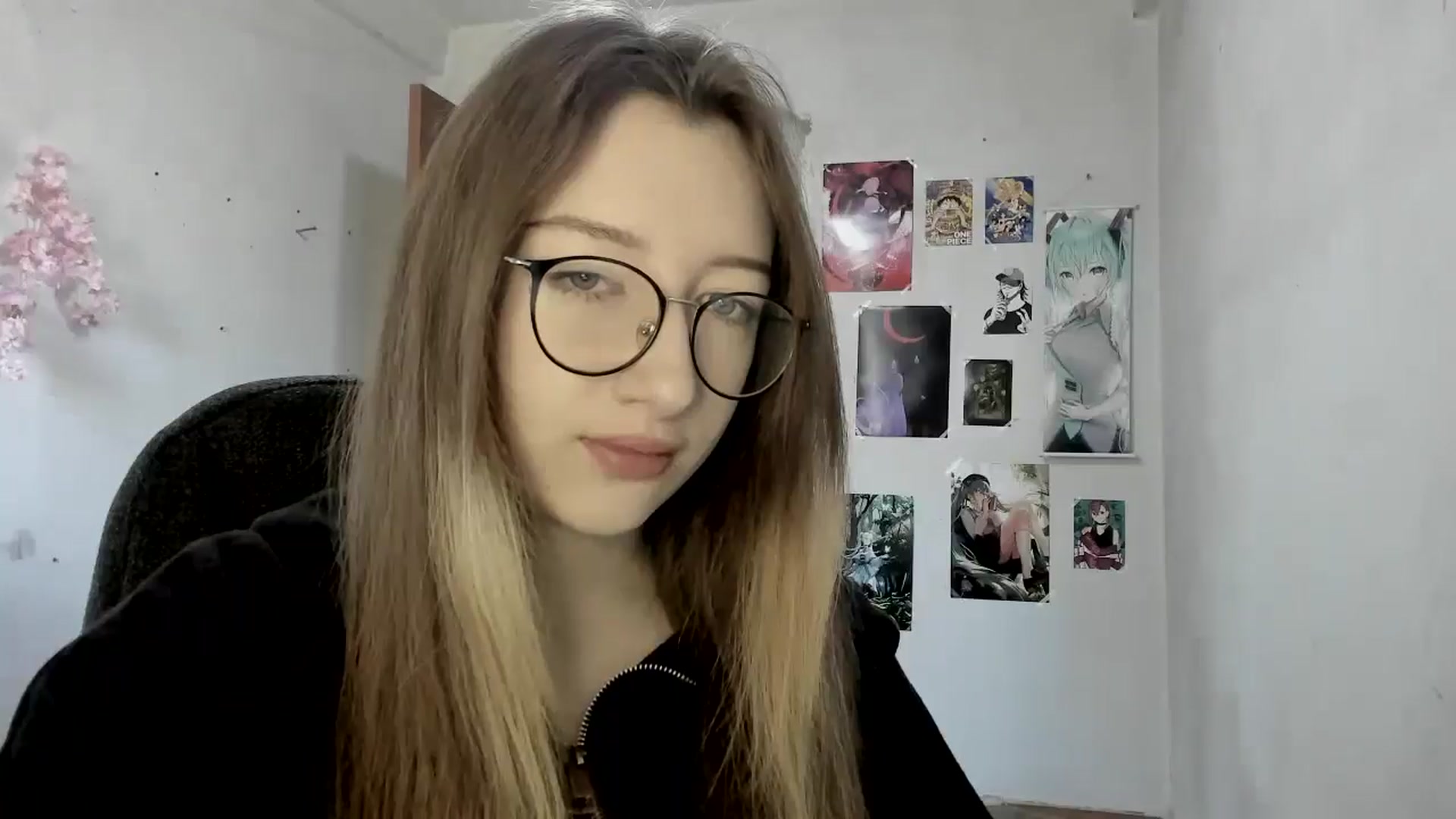 Gallery image thumbnail from CandyyCrushh's myfreecams stream on, 04/19/2025, 09:07 image 10 of 20