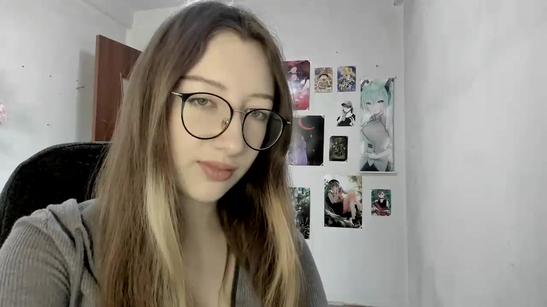 Gallery image thumbnail from CandyyCrushh's myfreecams stream on, 04/25/2025, 13:40 image 2 of 20
