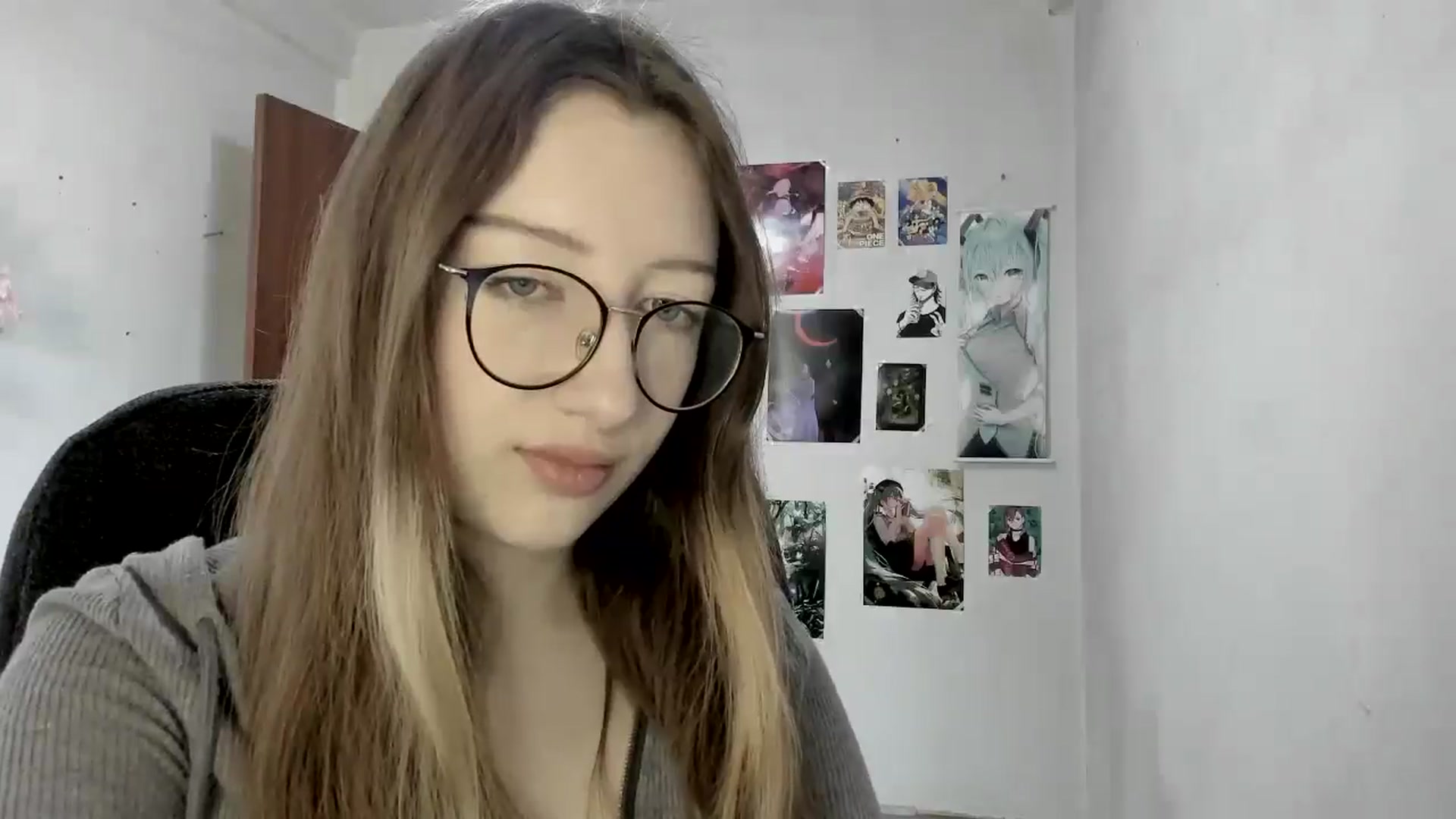 Gallery image thumbnail from CandyyCrushh's myfreecams stream on, 04/25/2025, 13:40 image 5 of 20