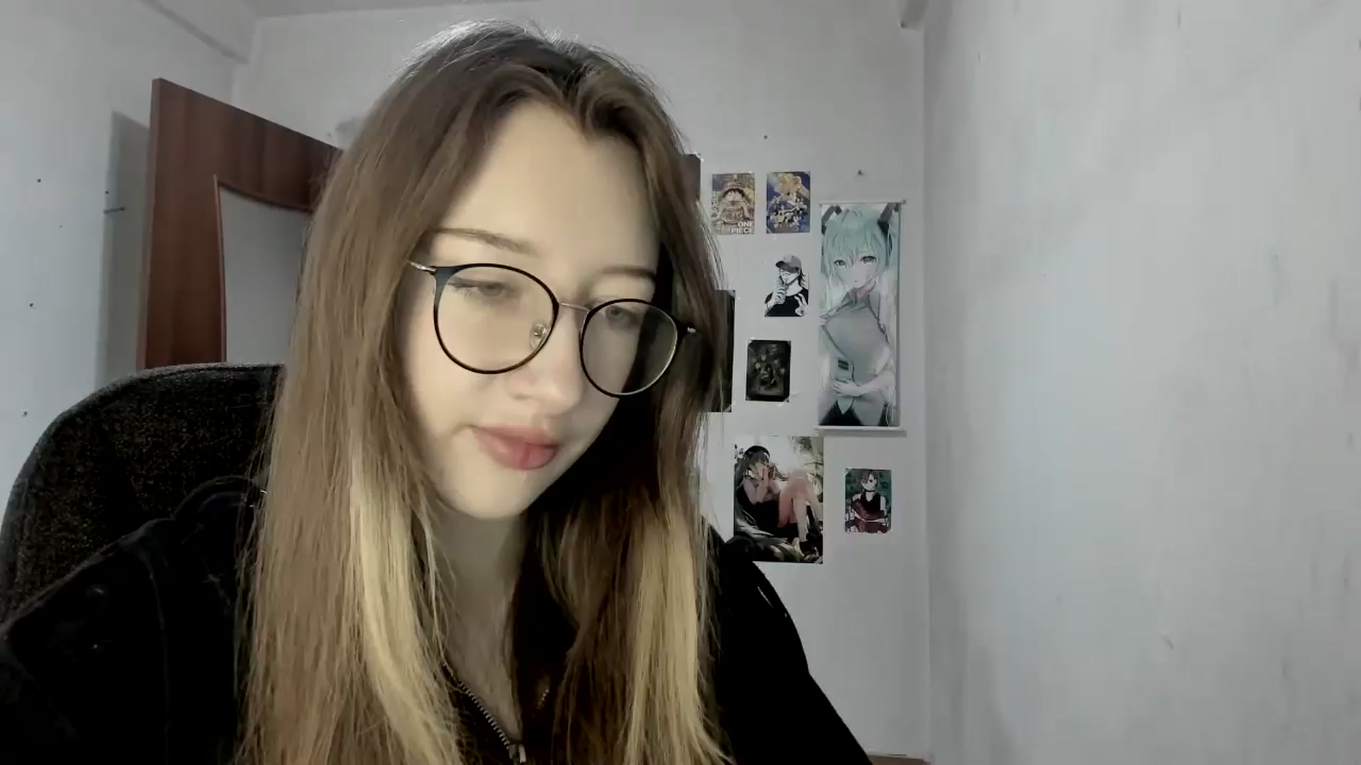 Gallery image thumbnail from CandyyCrushh's myfreecams stream on, 05/07/2025, 12:33 image 11 of 20