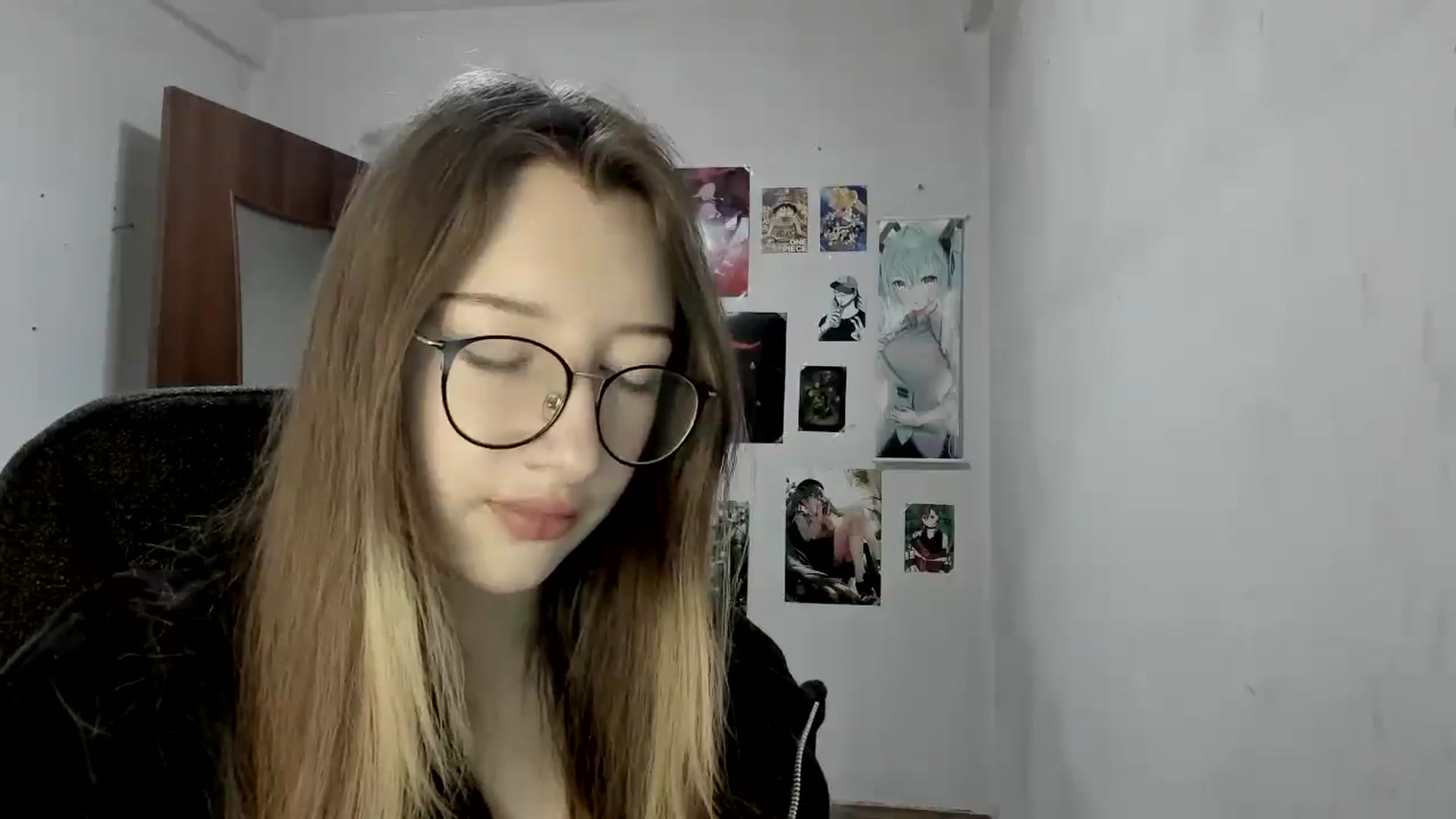 Gallery image thumbnail from CandyyCrushh's myfreecams stream on, 05/07/2025, 13:21 image 20 of 20