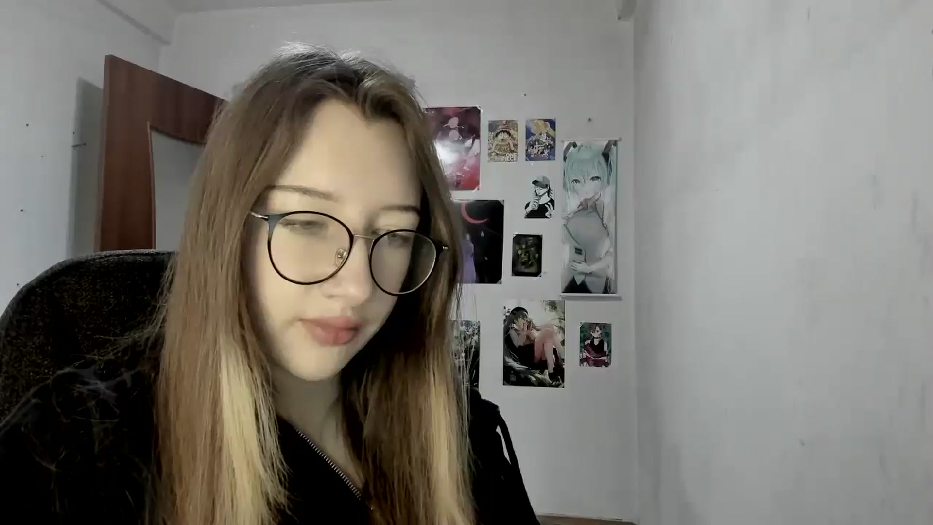 Gallery image thumbnail from CandyyCrushh's myfreecams stream on, 05/07/2025, 13:21 image 7 of 20
