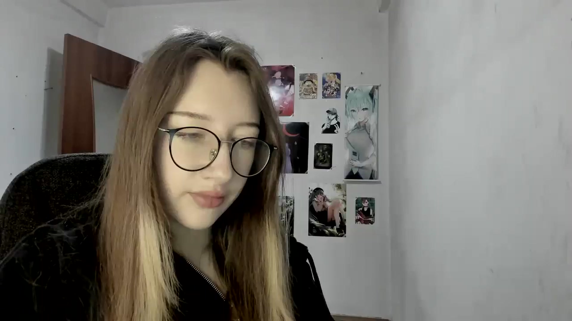 Gallery image thumbnail from CandyyCrushh's myfreecams stream on, 05/07/2025, 13:21 image 9 of 20