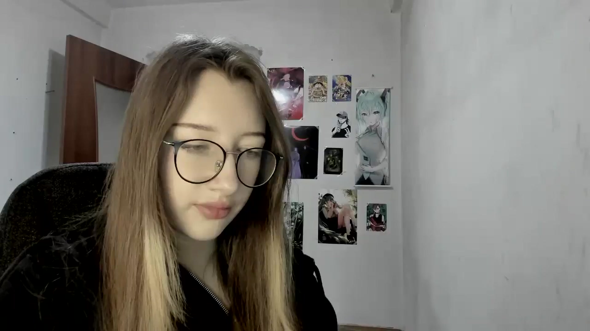Gallery image thumbnail from CandyyCrushh's myfreecams stream on, 05/07/2025, 13:21 image 13 of 20