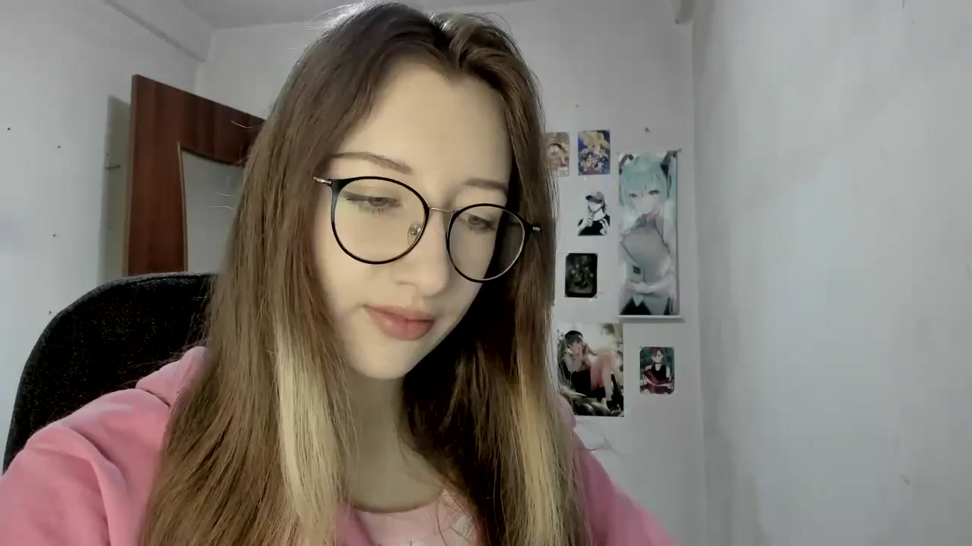 Gallery image thumbnail from CandyyCrushh's myfreecams stream on, 05/12/2025, 15:19 image 7 of 20
