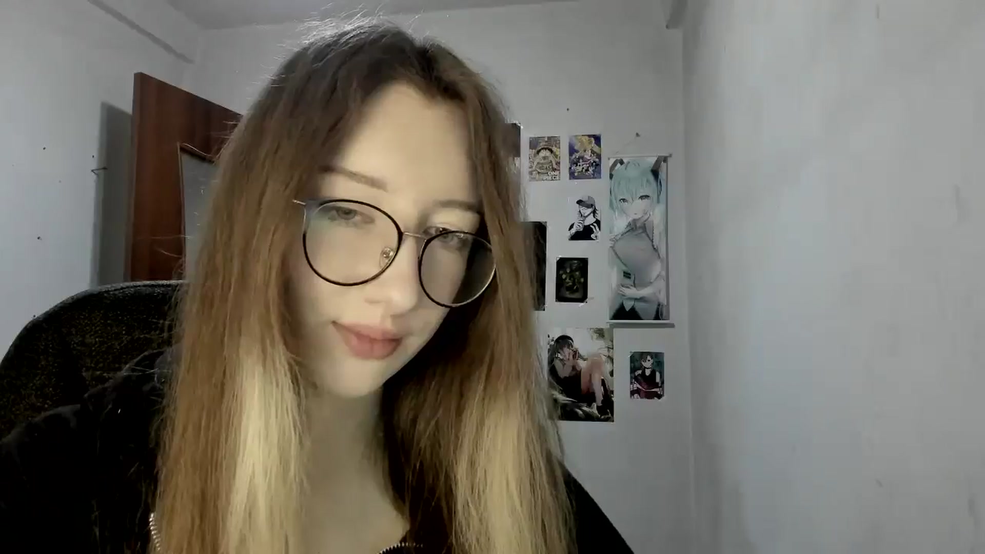 Gallery image thumbnail from CandyyCrushh's myfreecams stream on, 05/14/2025, 20:09 image 14 of 20