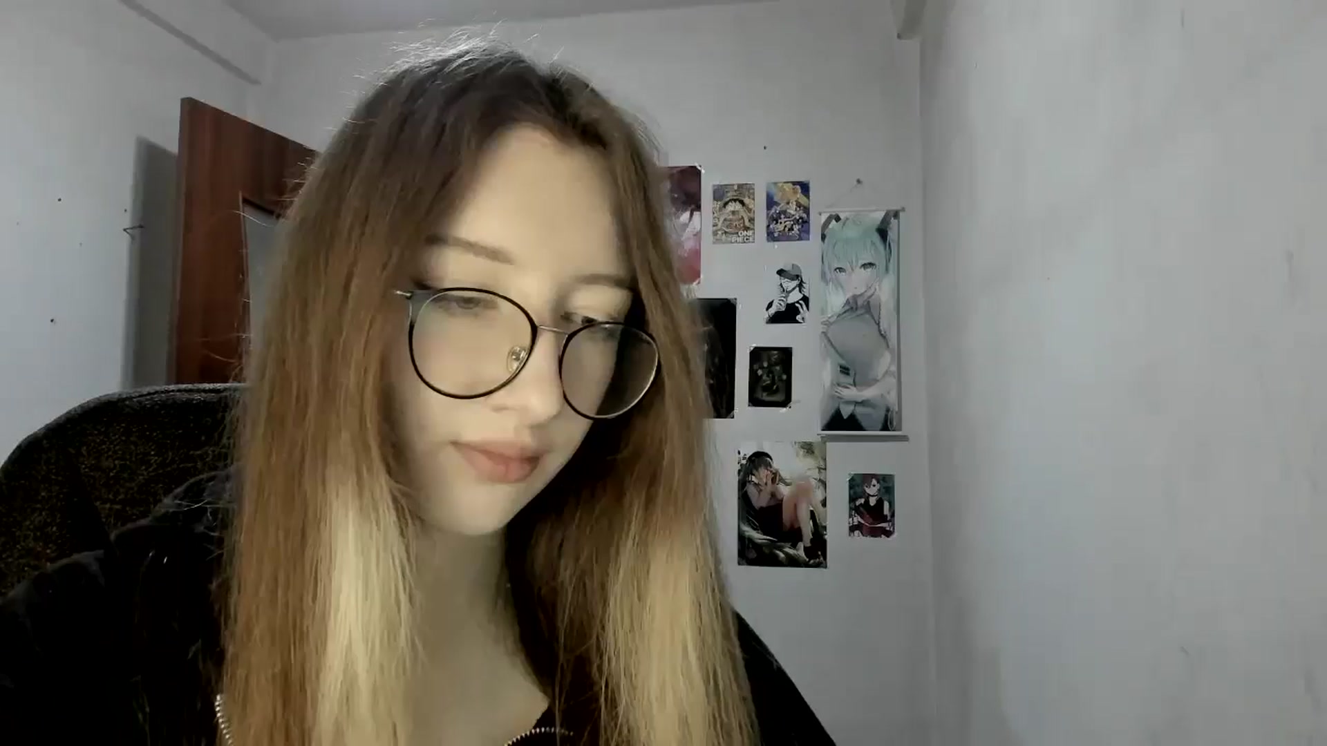 Gallery image thumbnail from CandyyCrushh's myfreecams stream on, 05/14/2025, 20:09 image 4 of 20