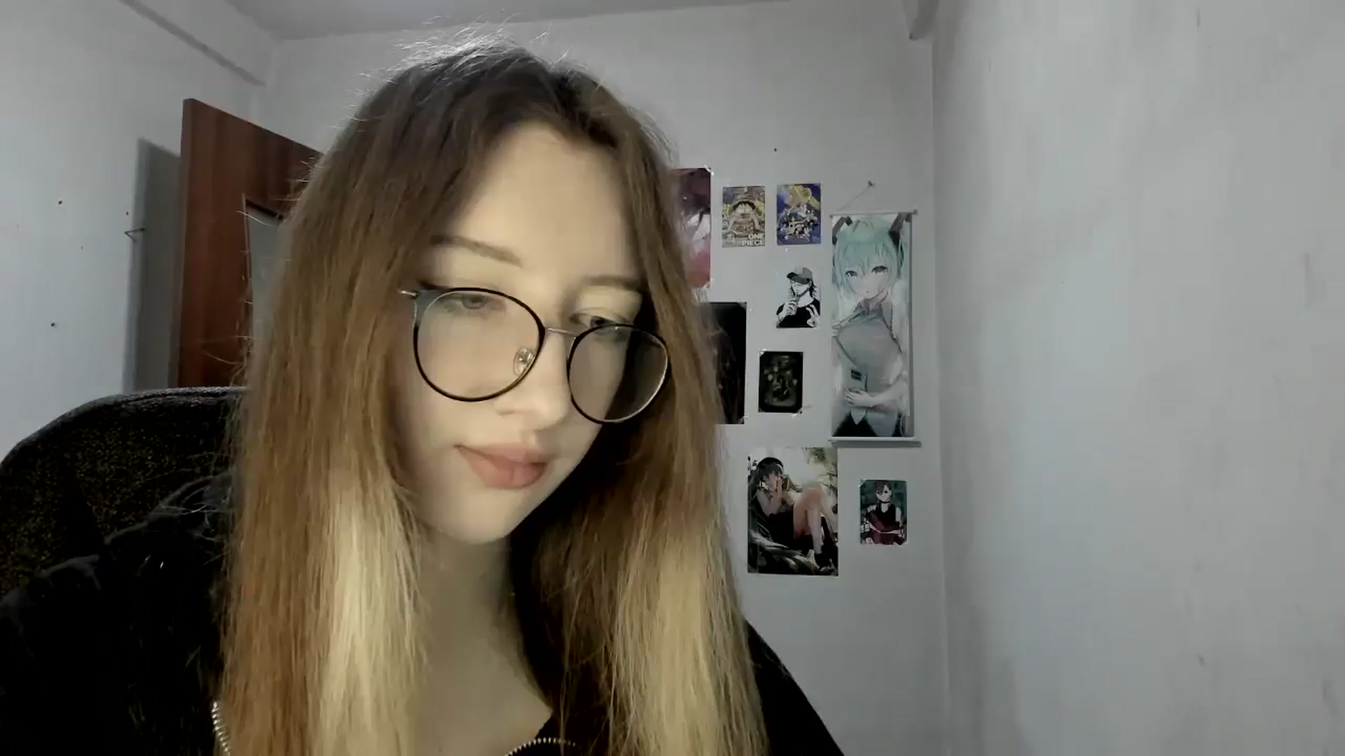 Gallery image thumbnail from CandyyCrushh's myfreecams stream on, 05/14/2025, 20:09 image 3 of 20