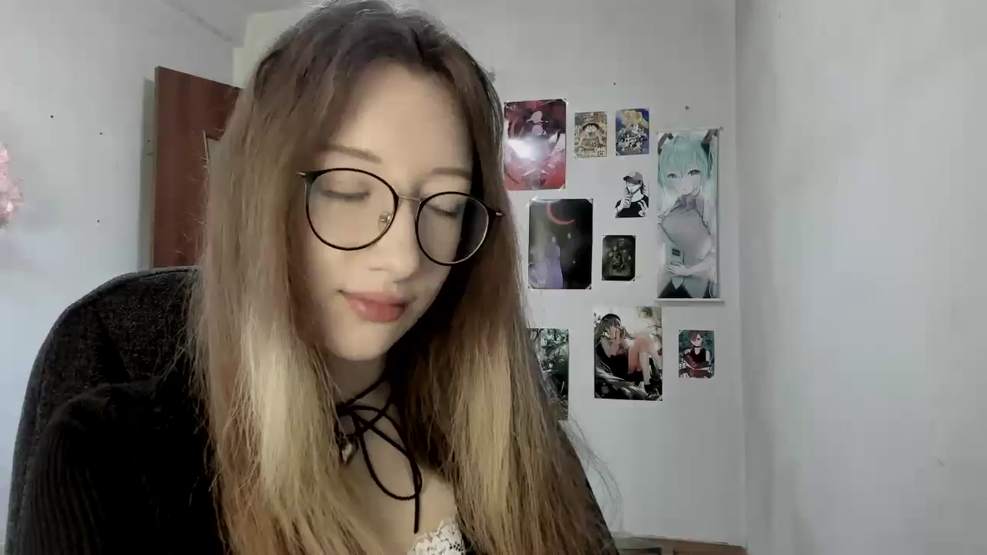 Gallery image thumbnail from CandyyCrushh's myfreecams stream on, 05/21/2025, 12:27 image 20 of 20