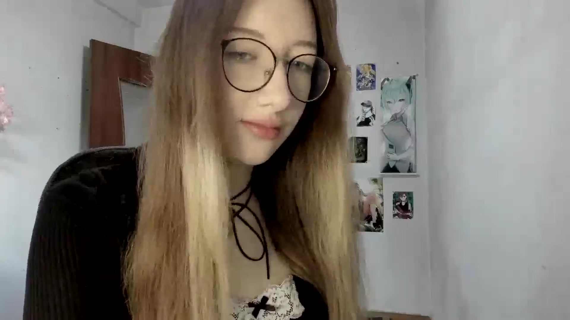 Gallery image thumbnail from CandyyCrushh's myfreecams stream on, 05/21/2025, 12:27 image 11 of 20