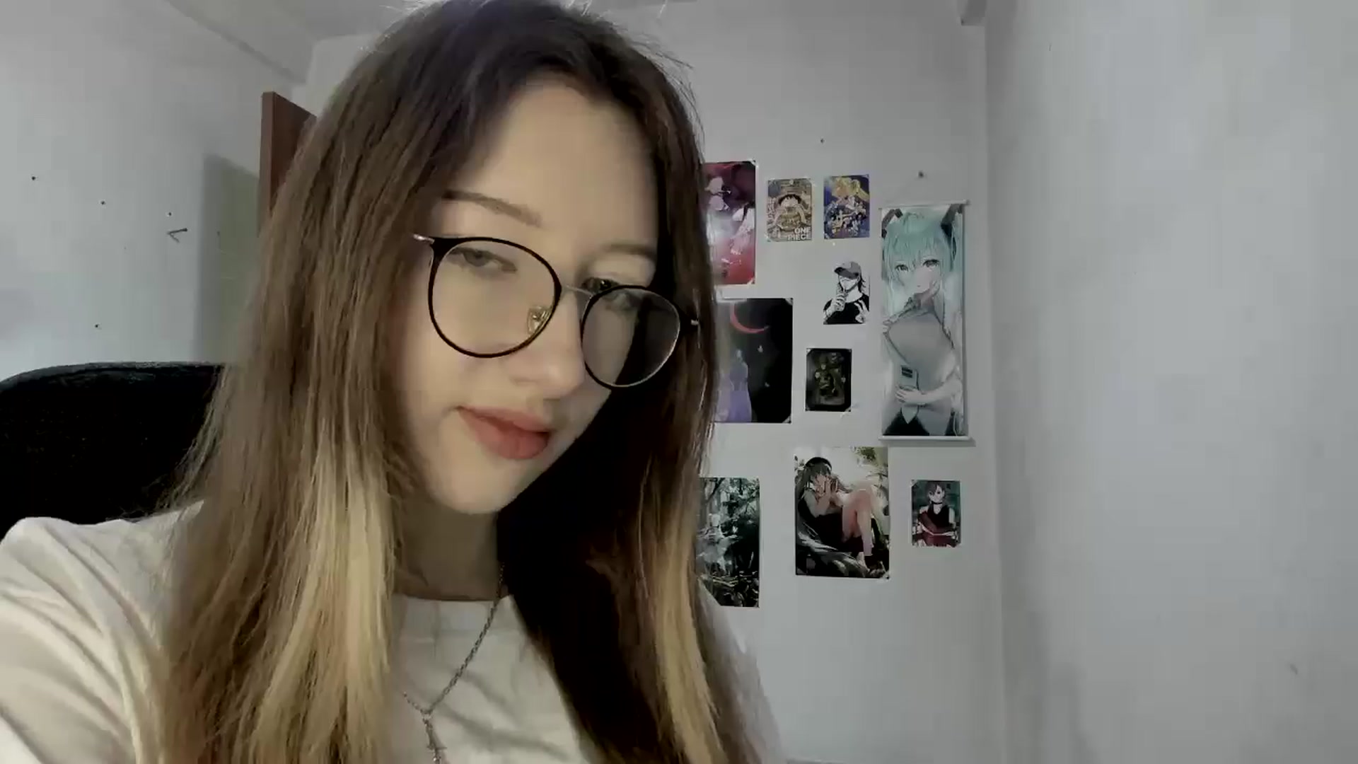 Gallery image thumbnail from CandyyCrushh's myfreecams stream on, 05/24/2025, 13:40 image 7 of 20