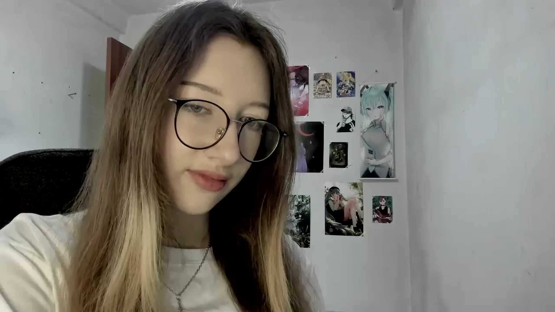 Gallery image thumbnail from CandyyCrushh's myfreecams stream on, 05/24/2025, 13:40 image 9 of 20