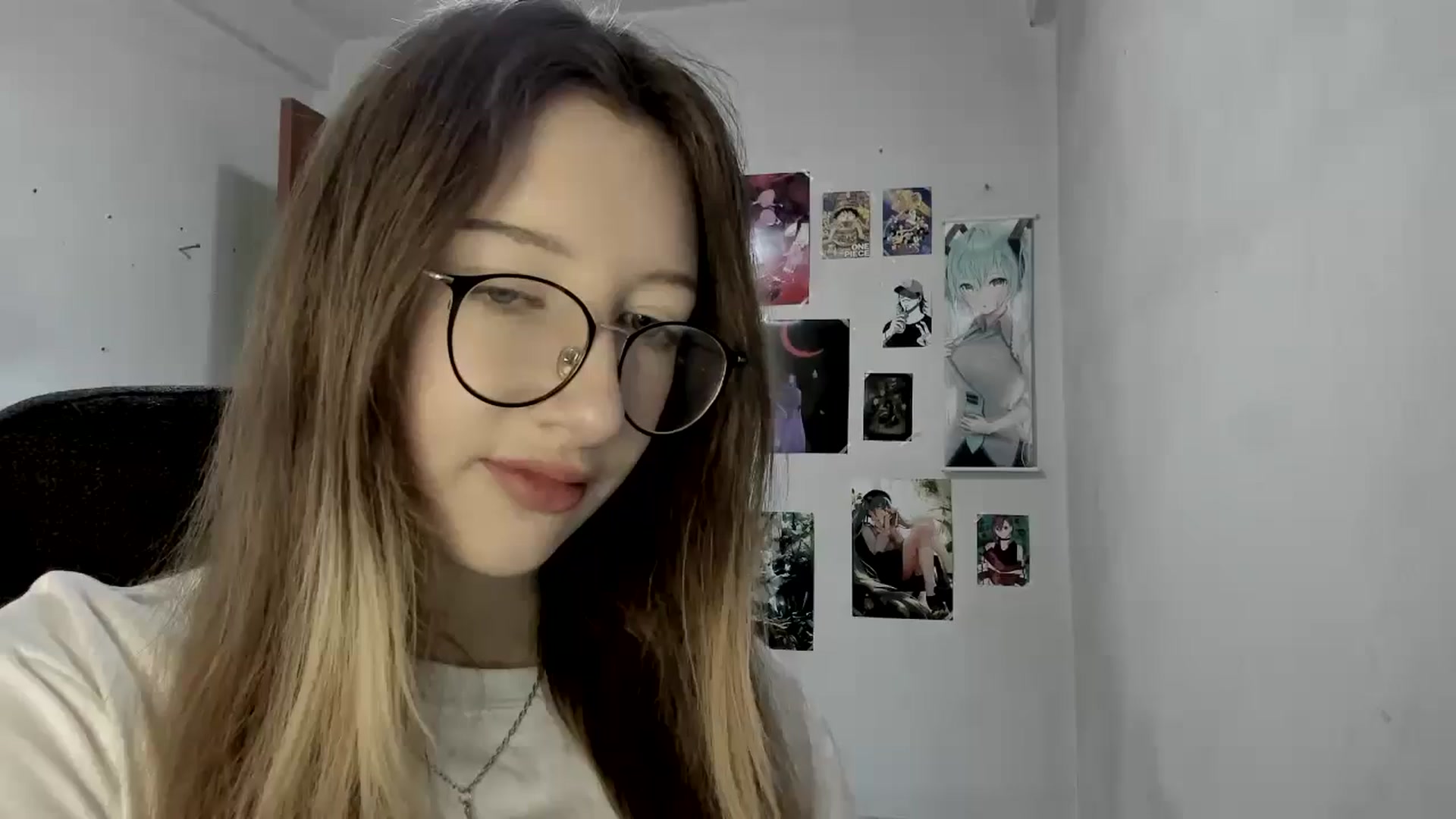 Gallery image thumbnail from CandyyCrushh's myfreecams stream on, 05/24/2025, 13:40 image 19 of 20