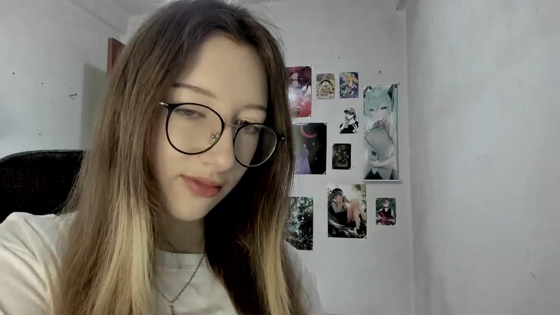 Gallery image thumbnail from CandyyCrushh's myfreecams stream on, 05/24/2025, 13:40 image 11 of 20
