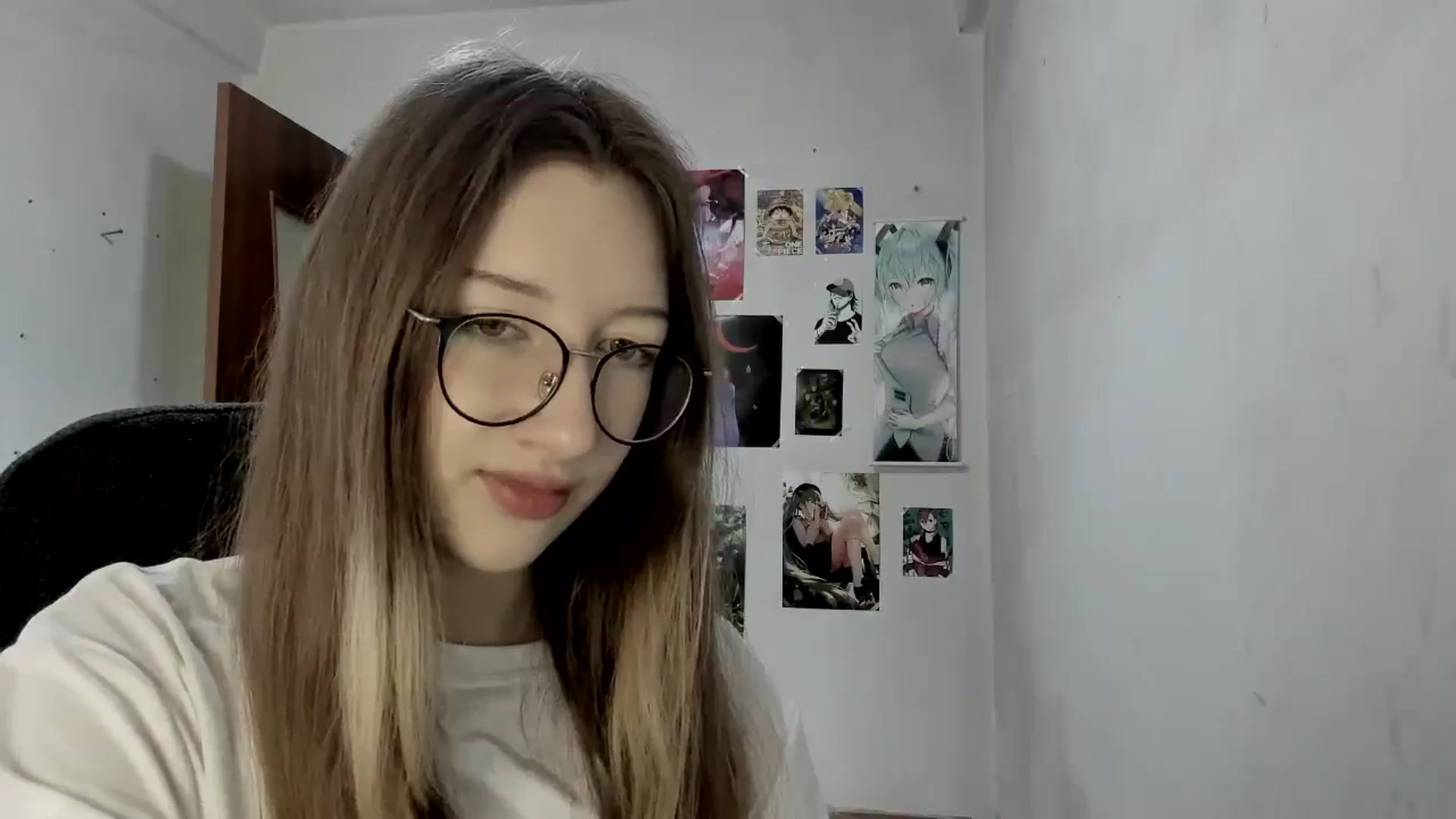 Gallery image thumbnail from CandyyCrushh's myfreecams stream on, 05/29/2025, 13:04 image 13 of 20