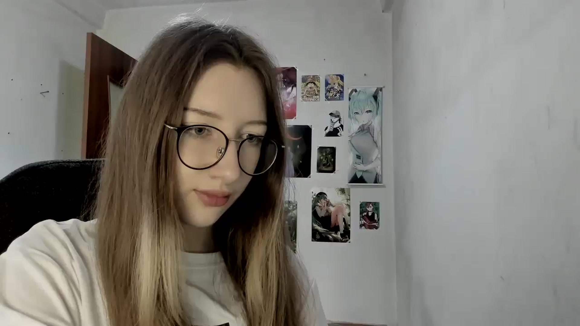Gallery image thumbnail from CandyyCrushh's myfreecams stream on, 05/29/2025, 13:04 image 9 of 20