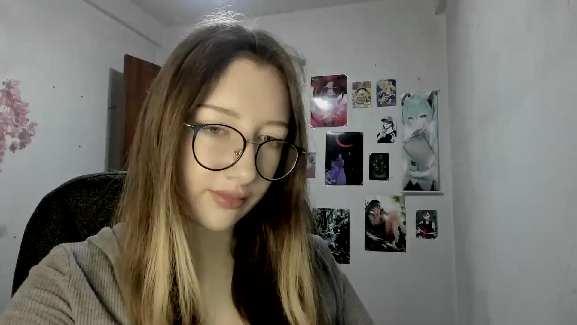 Gallery image thumbnail from CandyyCrushh's myfreecams stream on, 05/30/2025, 19:38 image 7 of 20