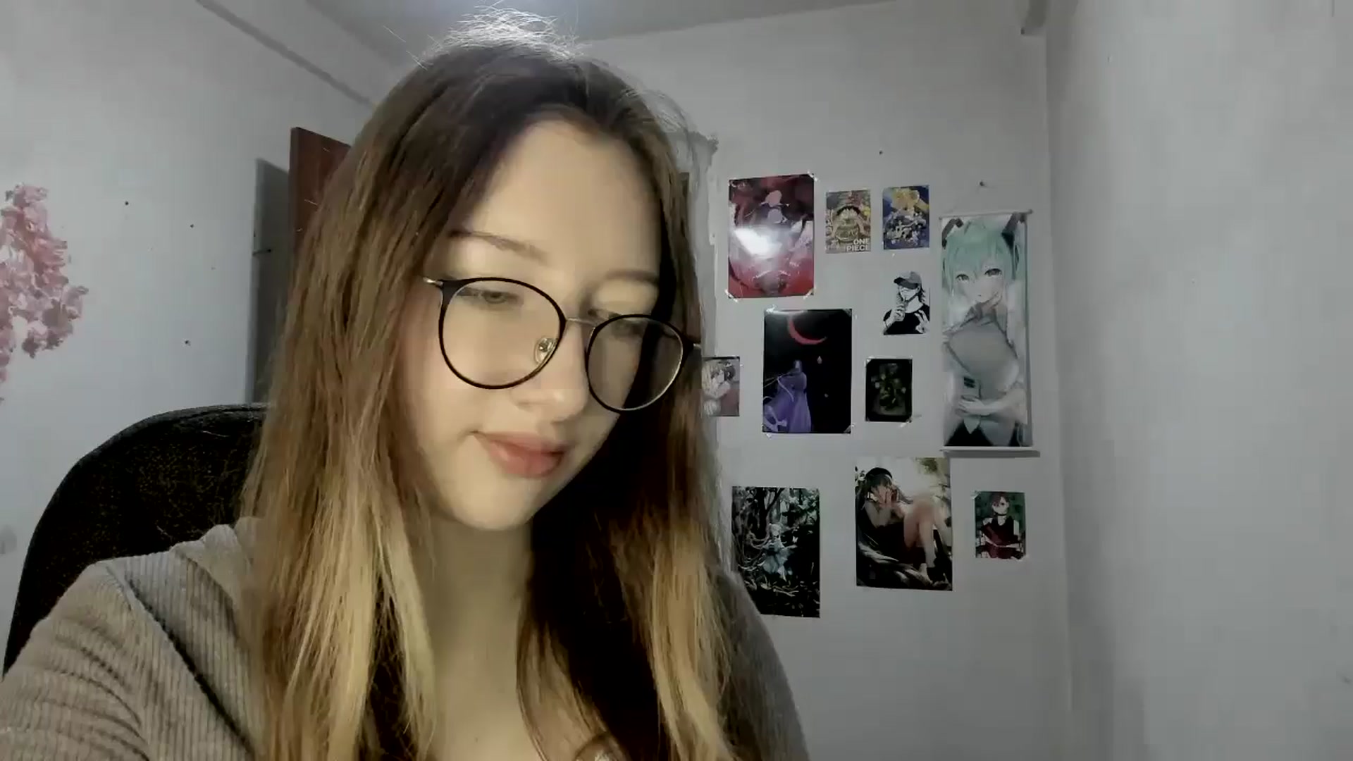 Gallery image thumbnail from CandyyCrushh's myfreecams stream on, 05/30/2025, 19:38 image 15 of 20