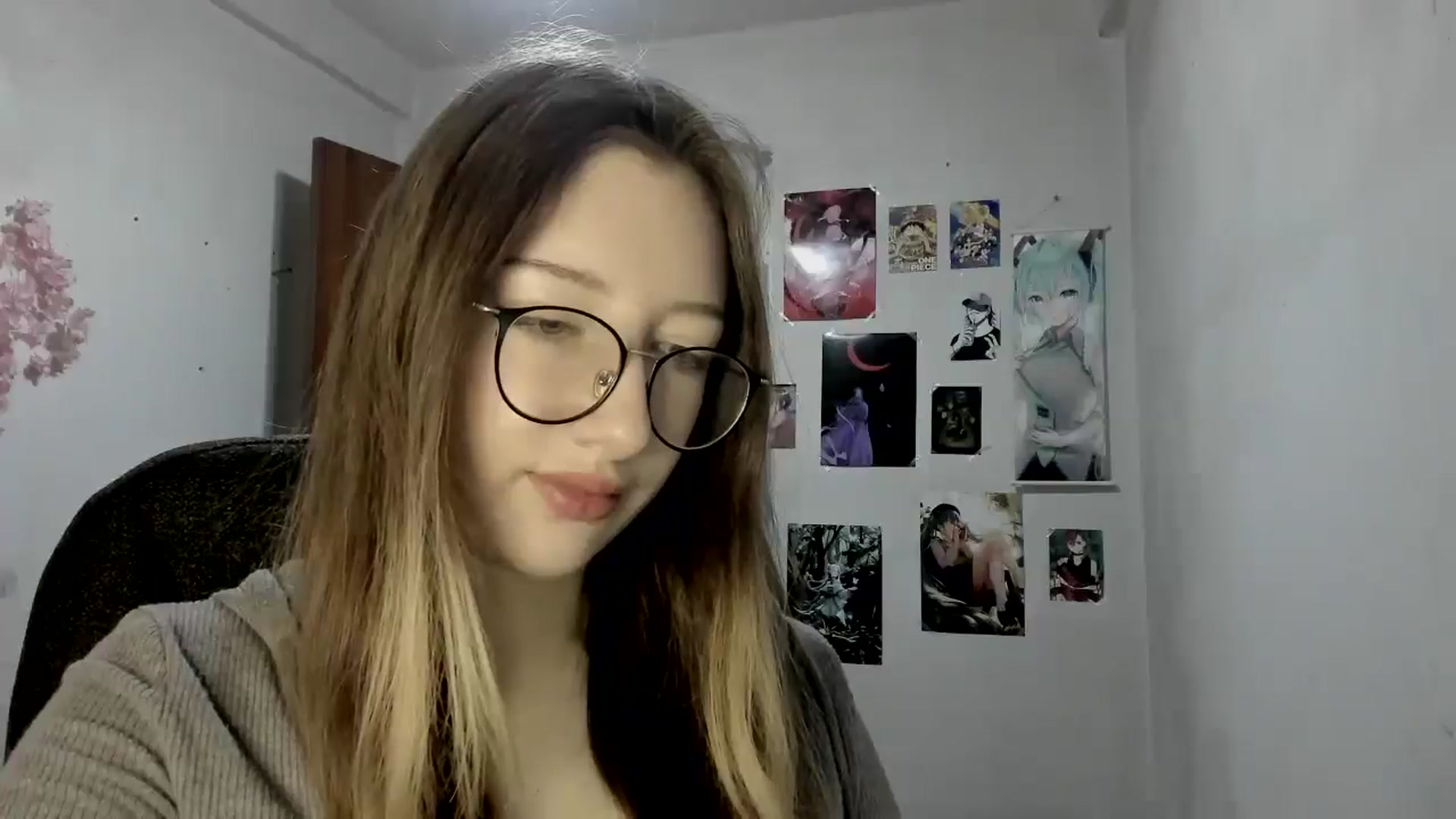 Gallery image thumbnail from CandyyCrushh's myfreecams stream on, 05/30/2025, 19:38 image 6 of 20