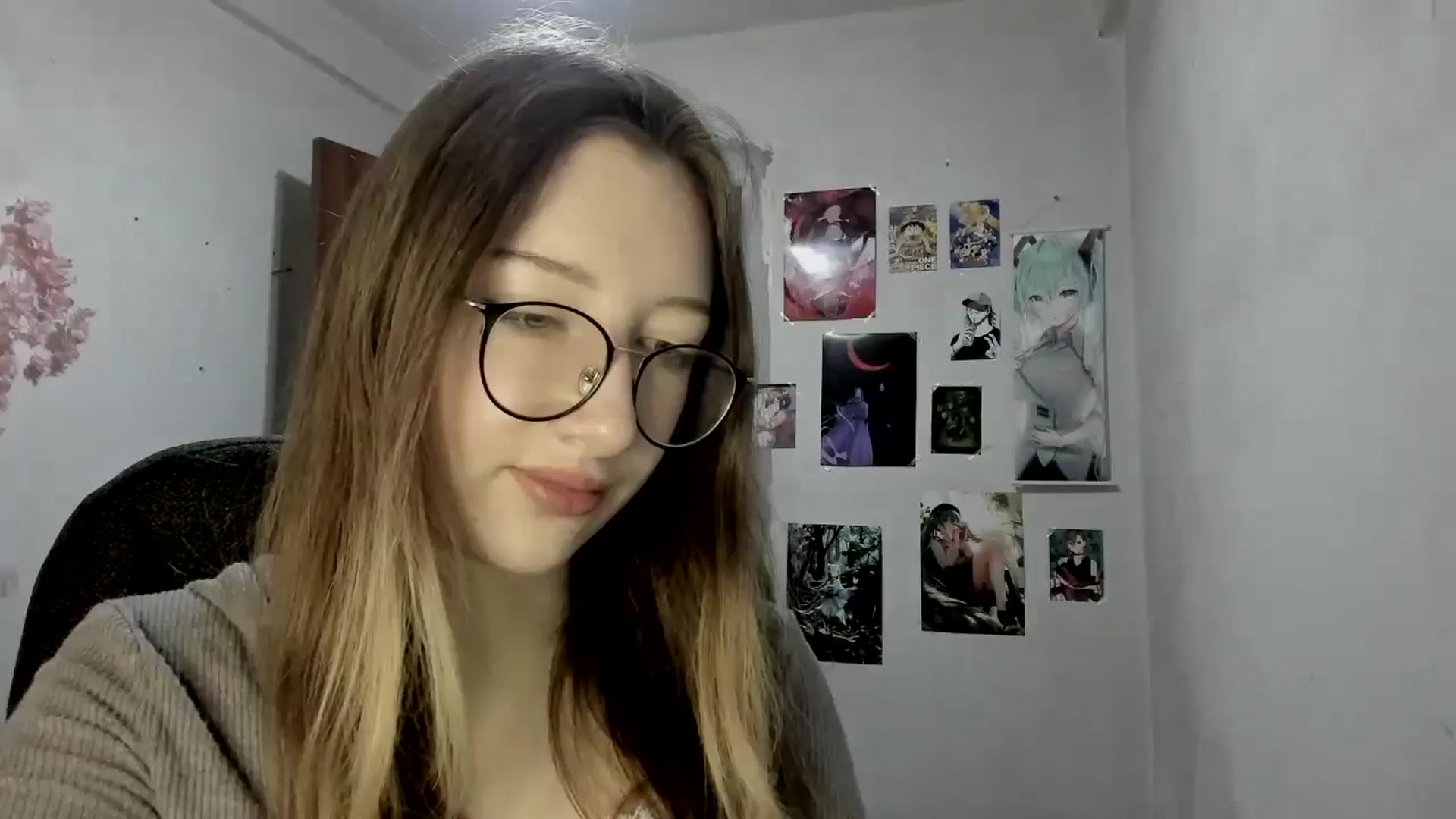Gallery image thumbnail from CandyyCrushh's myfreecams stream on, 05/30/2025, 19:38 image 13 of 20