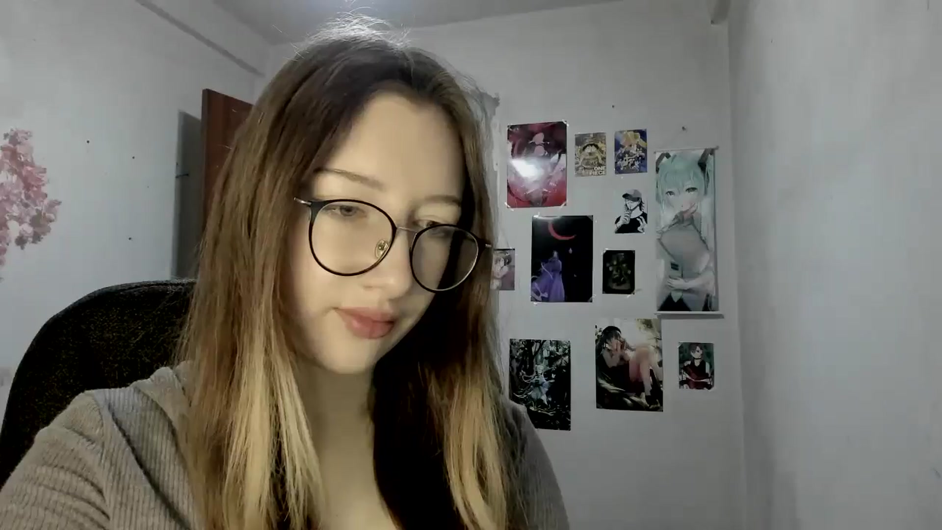 Gallery image thumbnail from CandyyCrushh's myfreecams stream on, 05/30/2025, 19:38 image 5 of 20
